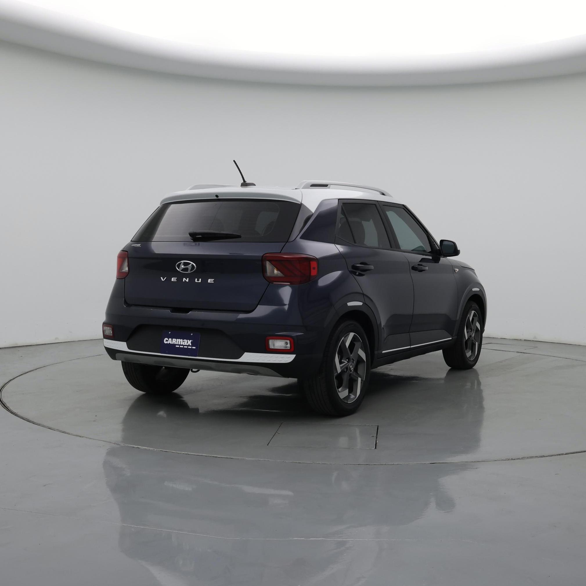 Thumbnail: 2023 Hyundai Venue - 8