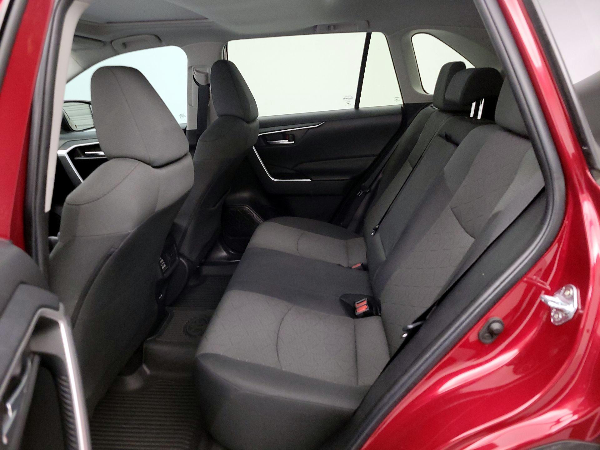 Thumbnail: 2023 Toyota RAV4 - 20