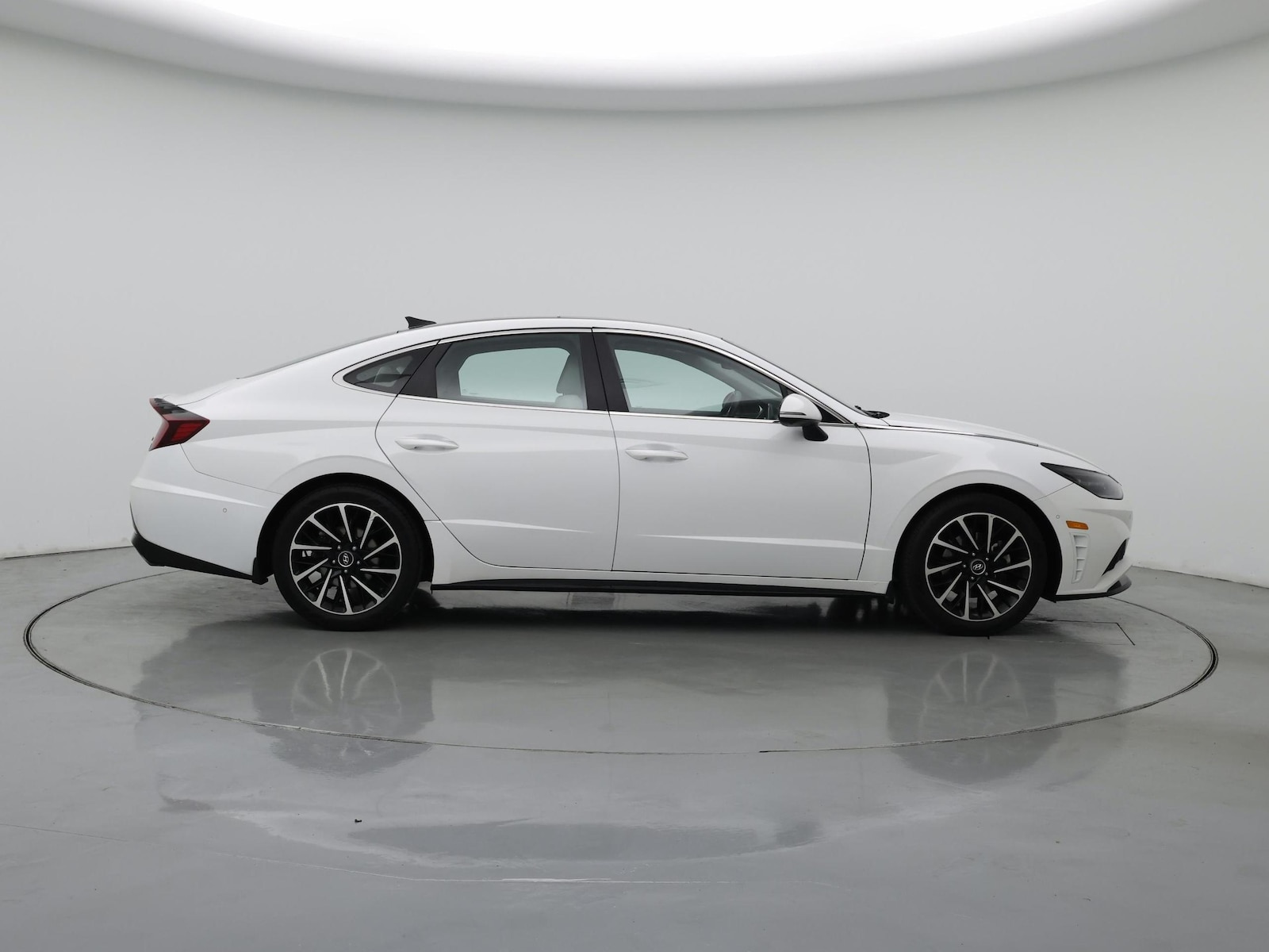 2021 Hyundai Sonata Limited - Photo 8