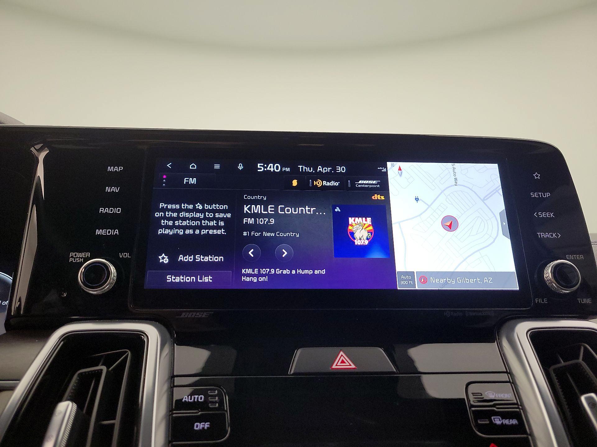 Thumbnail: 2023 Kia Sorento - 16