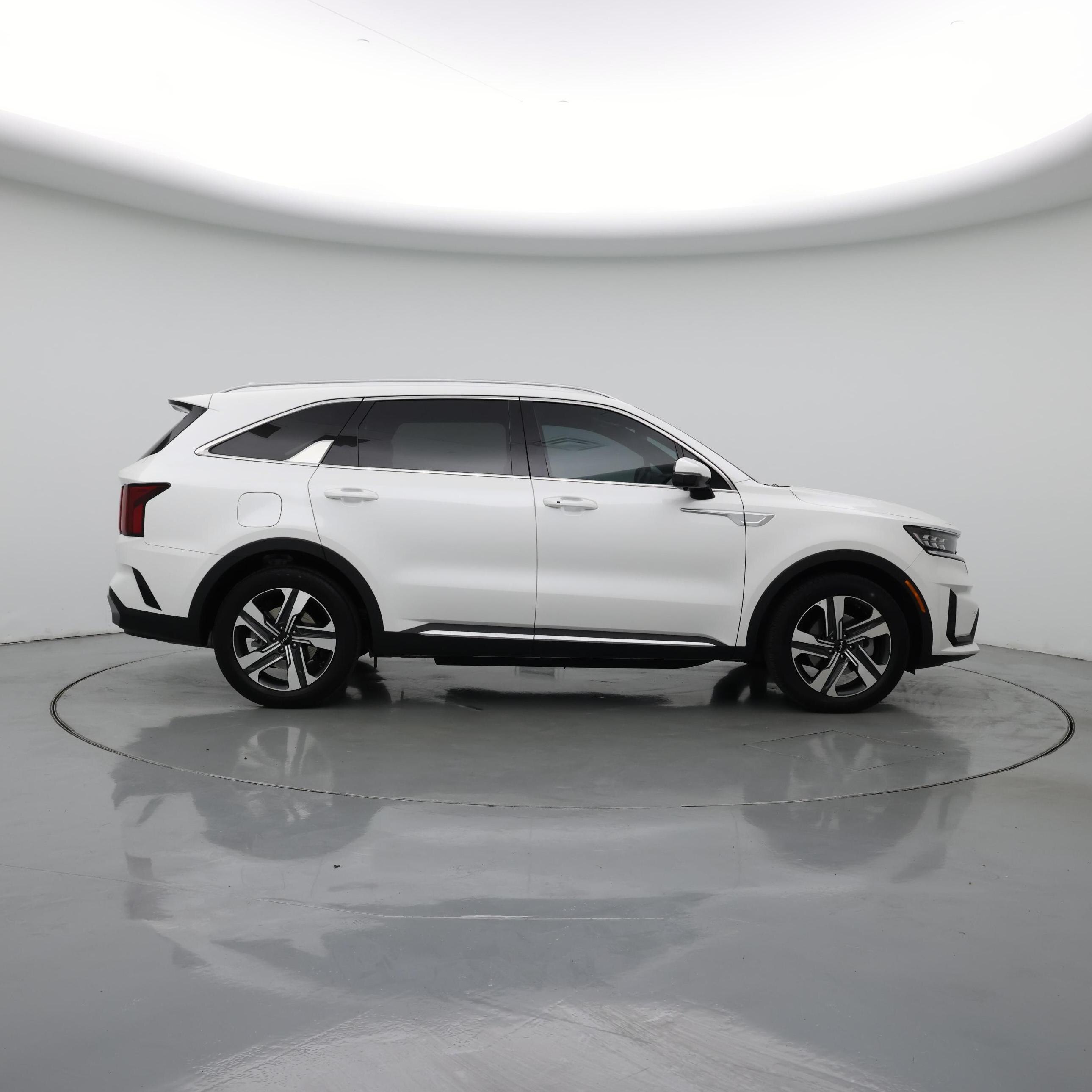 Thumbnail: 2023 Kia Sorento - 7
