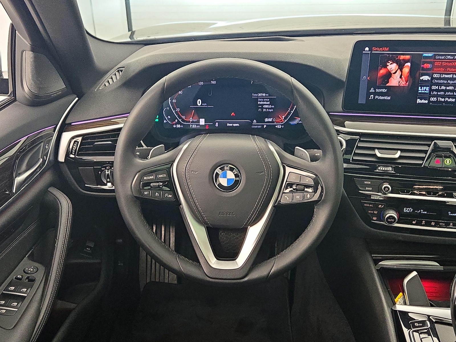 2023 BMW 5 Series 530i - Photo 11
