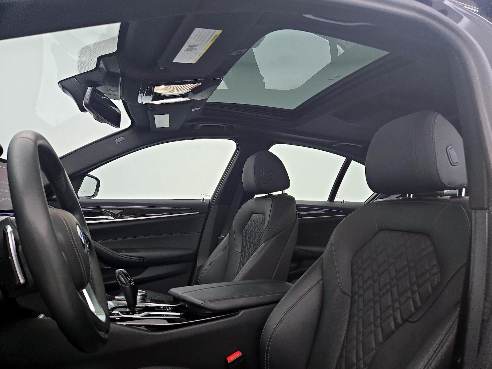 2023 BMW 5 Series 530i - Photo 21