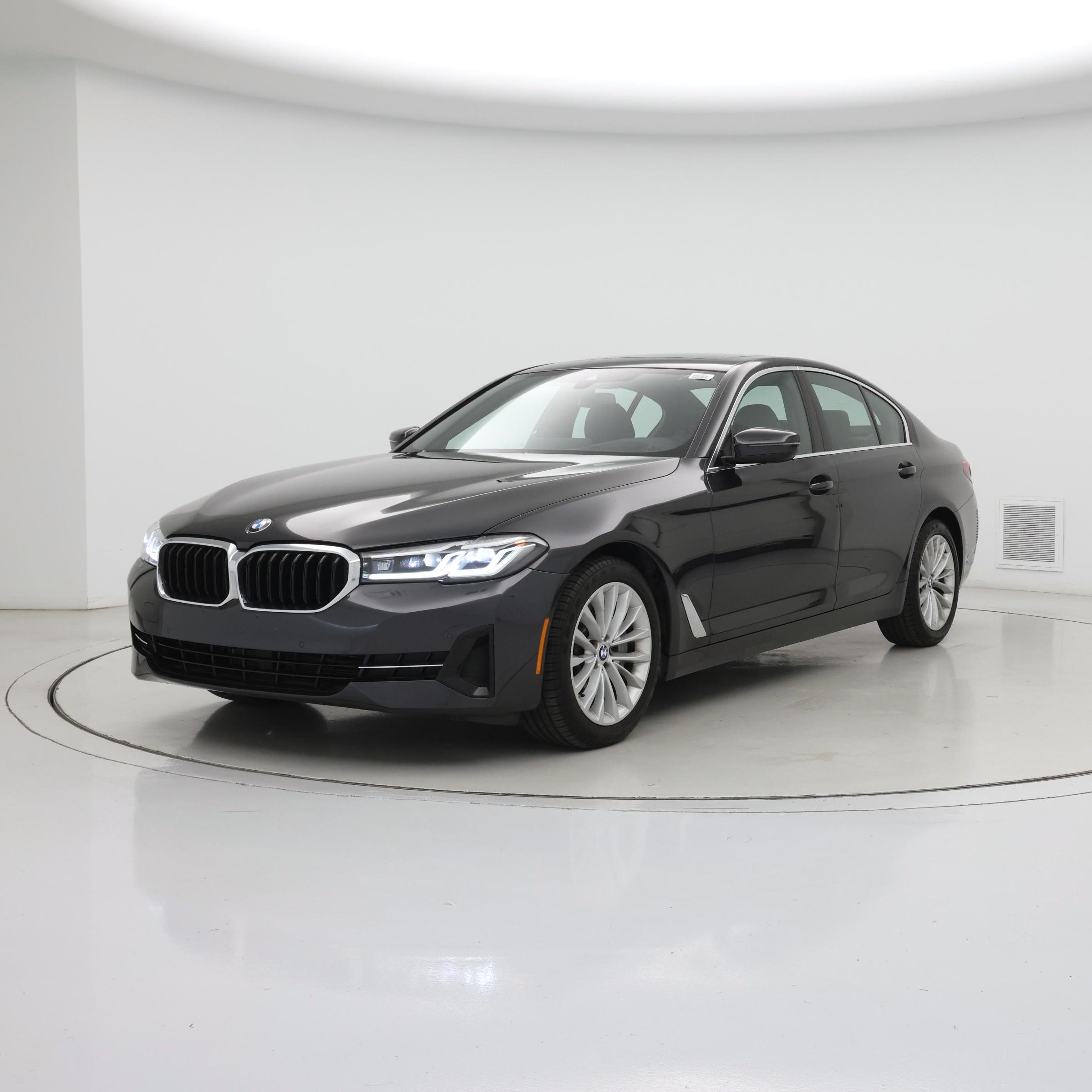 Thumbnail: 2023 BMW 5 Series - 4
