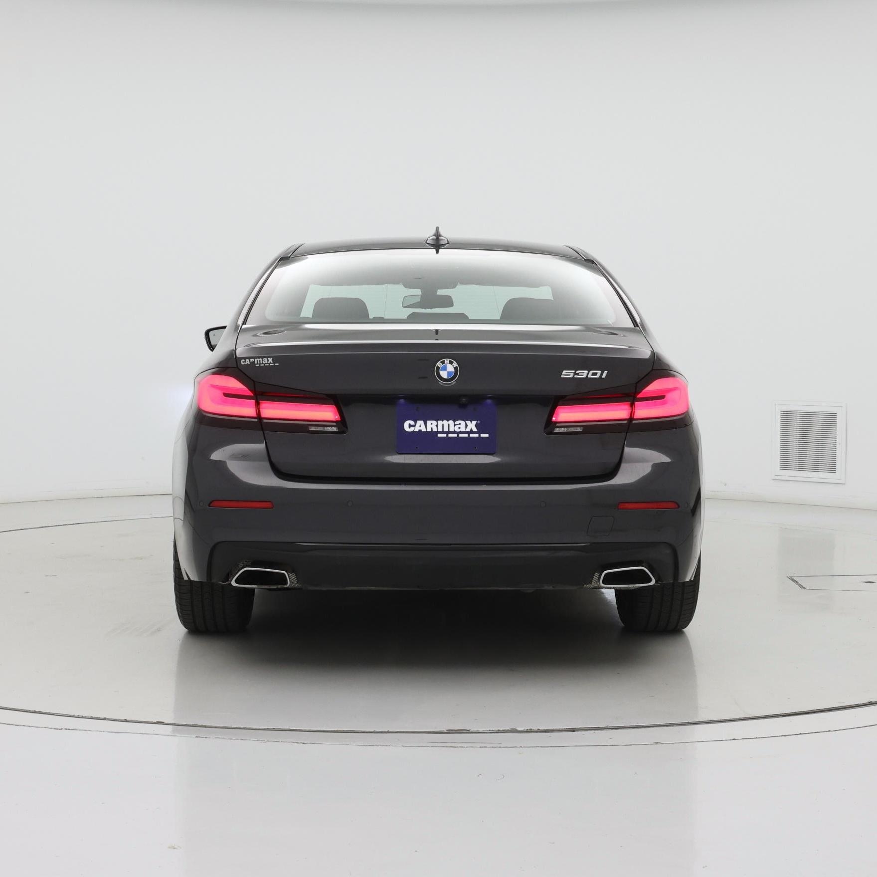 Thumbnail: 2023 BMW 5 Series - 6