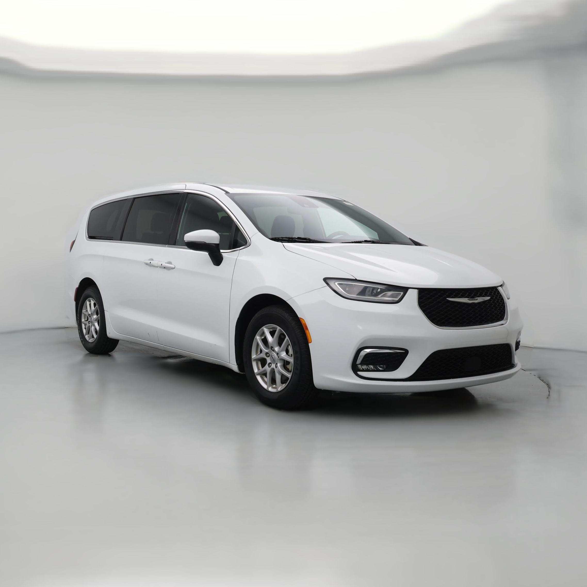 Thumbnail: 2023 Chrysler Pacifica - 1