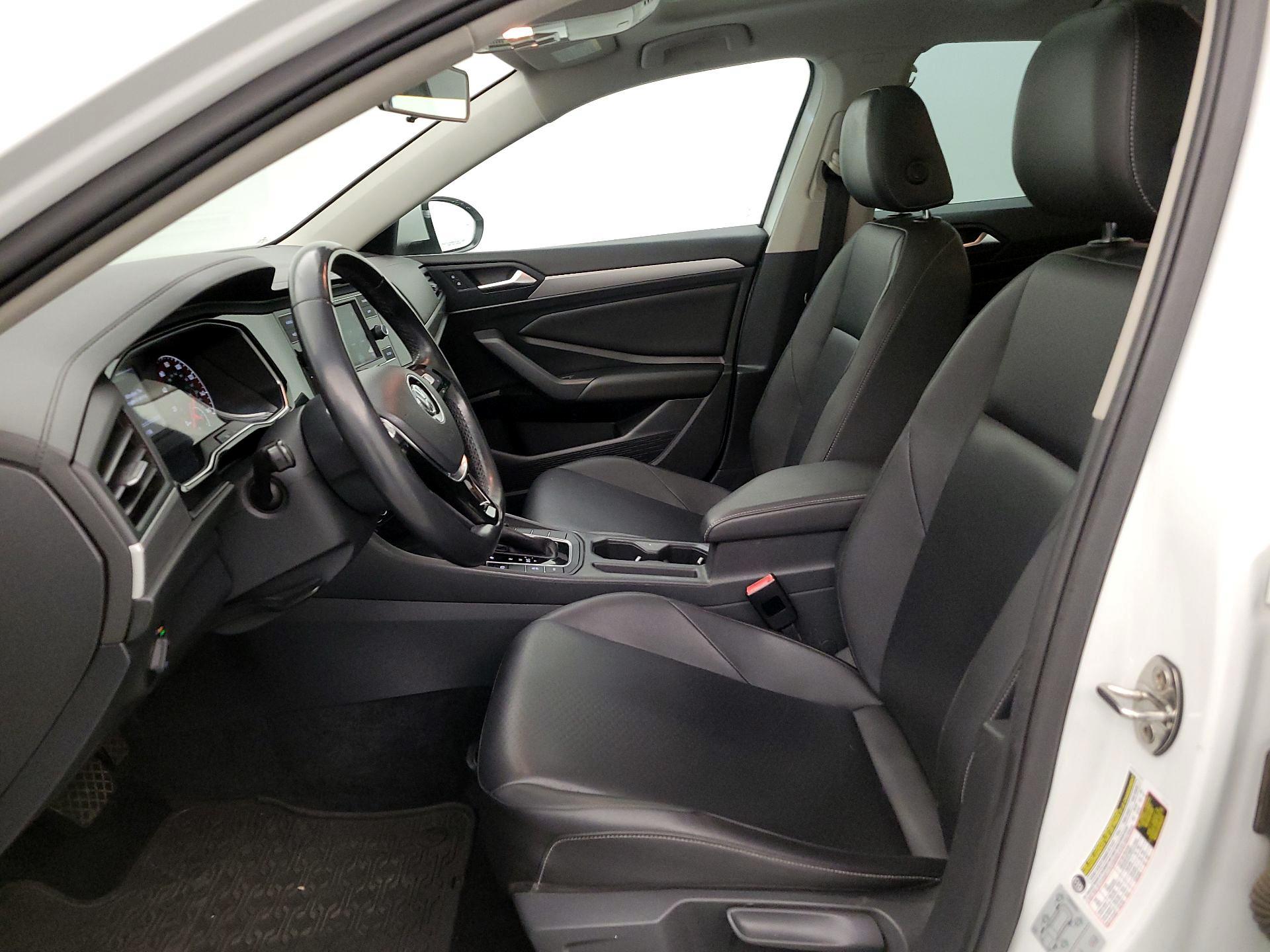Thumbnail: 2019 Volkswagen Jetta - 11