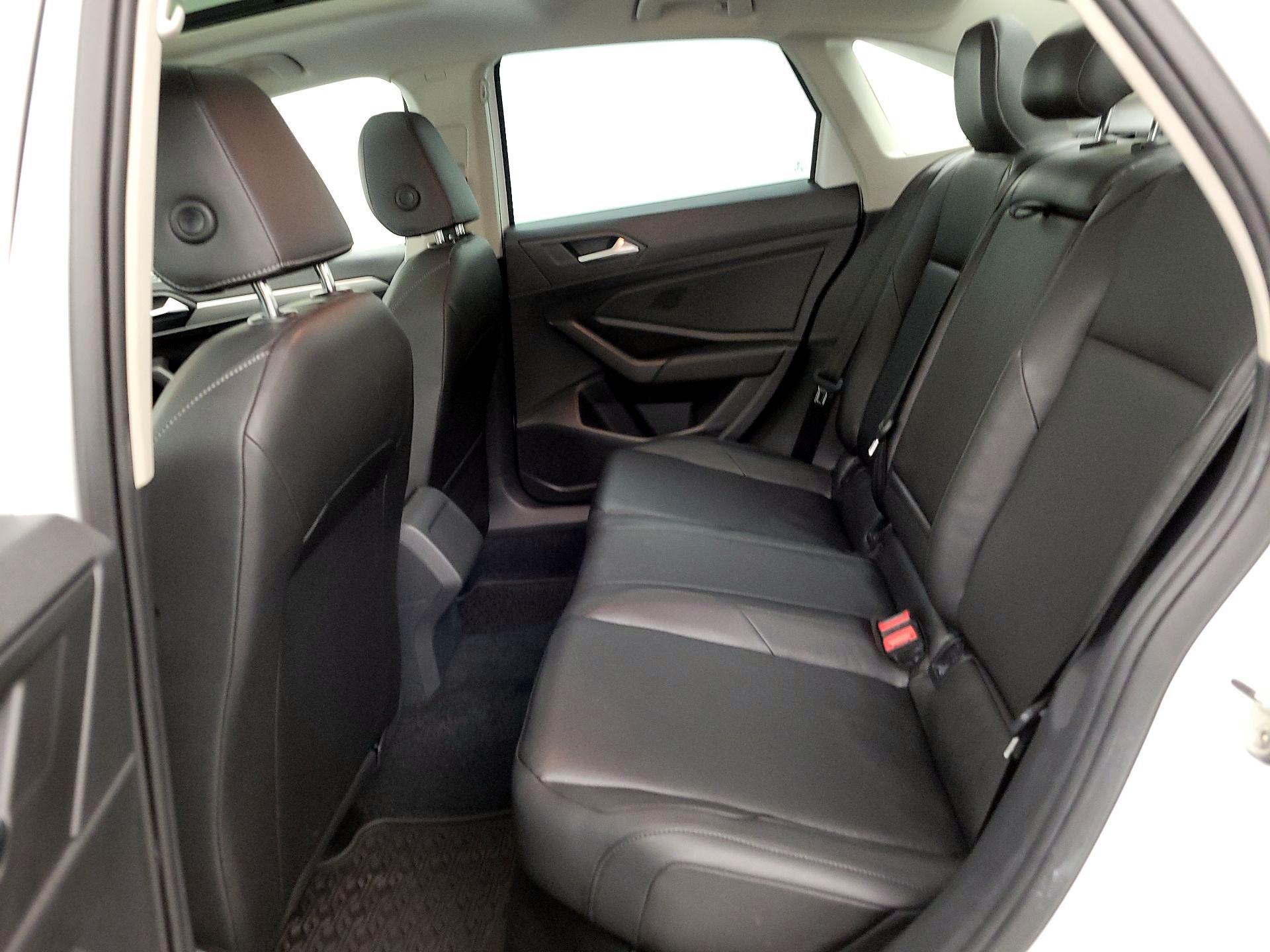 Thumbnail: 2019 Volkswagen Jetta - 20