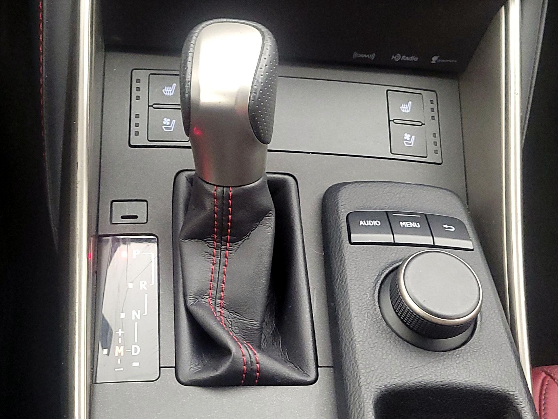 Thumbnail: 2016 Lexus IS - 17