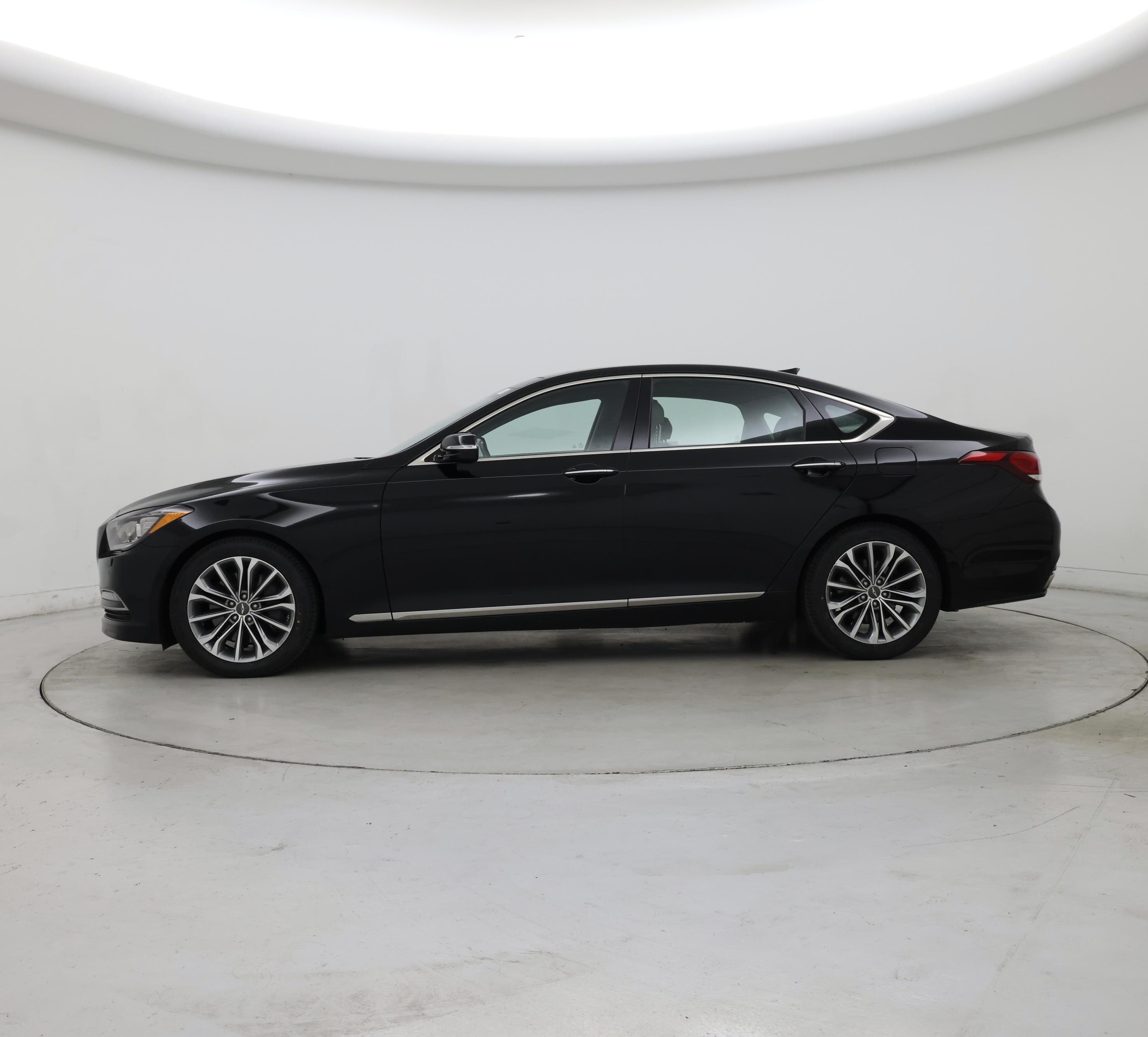 Thumbnail: 2016 Hyundai Genesis - 3