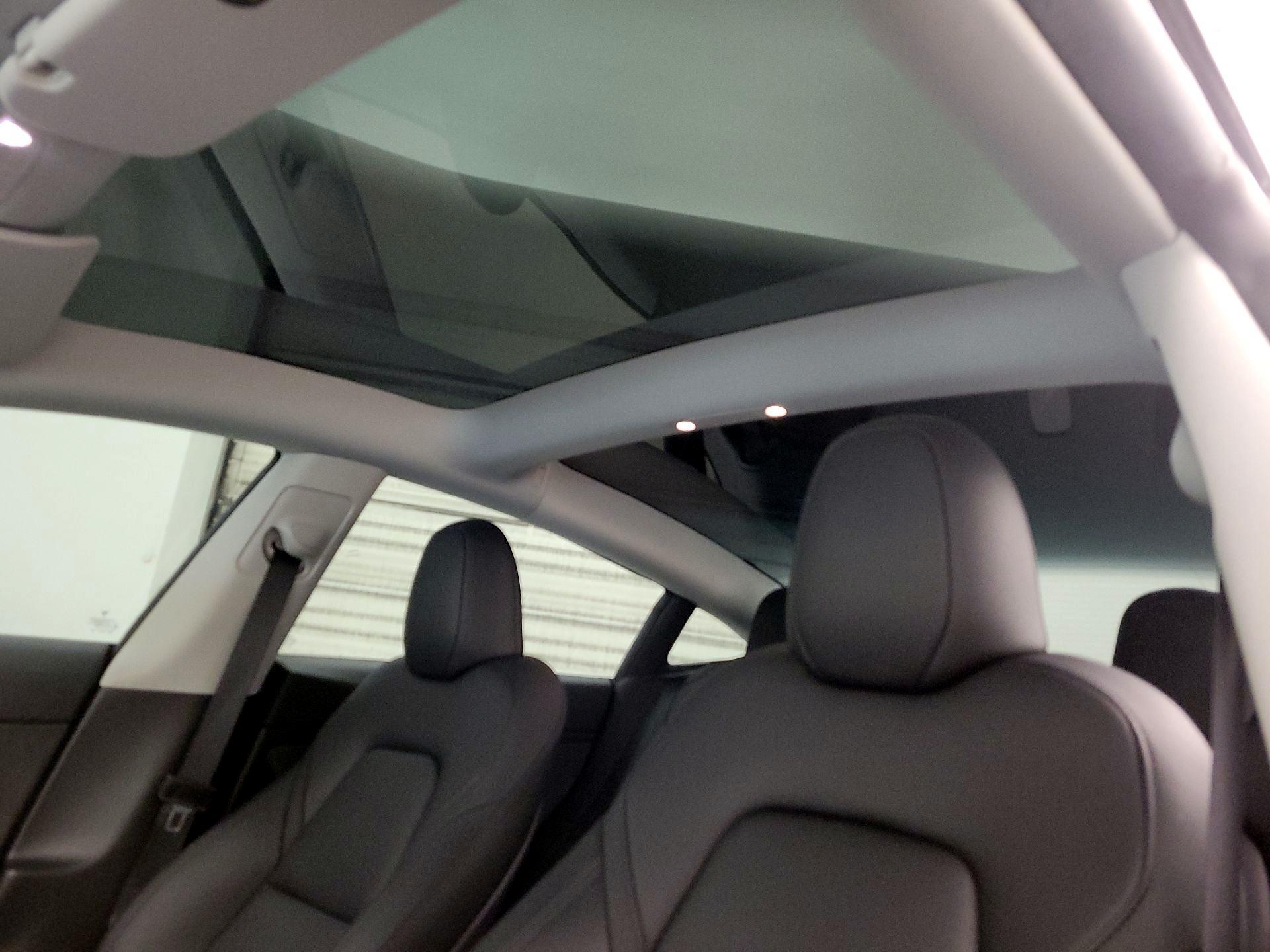 Thumbnail: 2023 Tesla Model 3 - 19