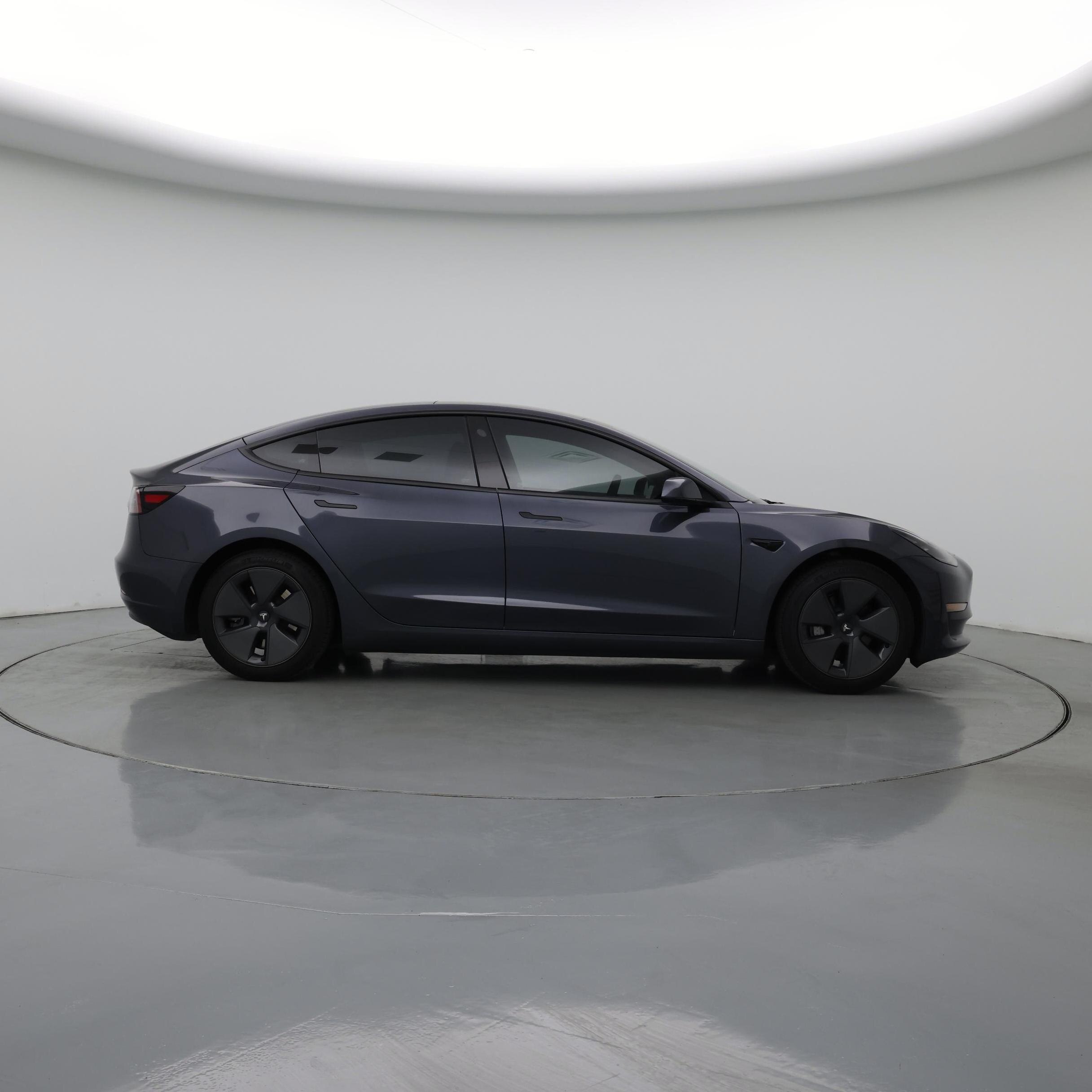Thumbnail: 2023 Tesla Model 3 - 7