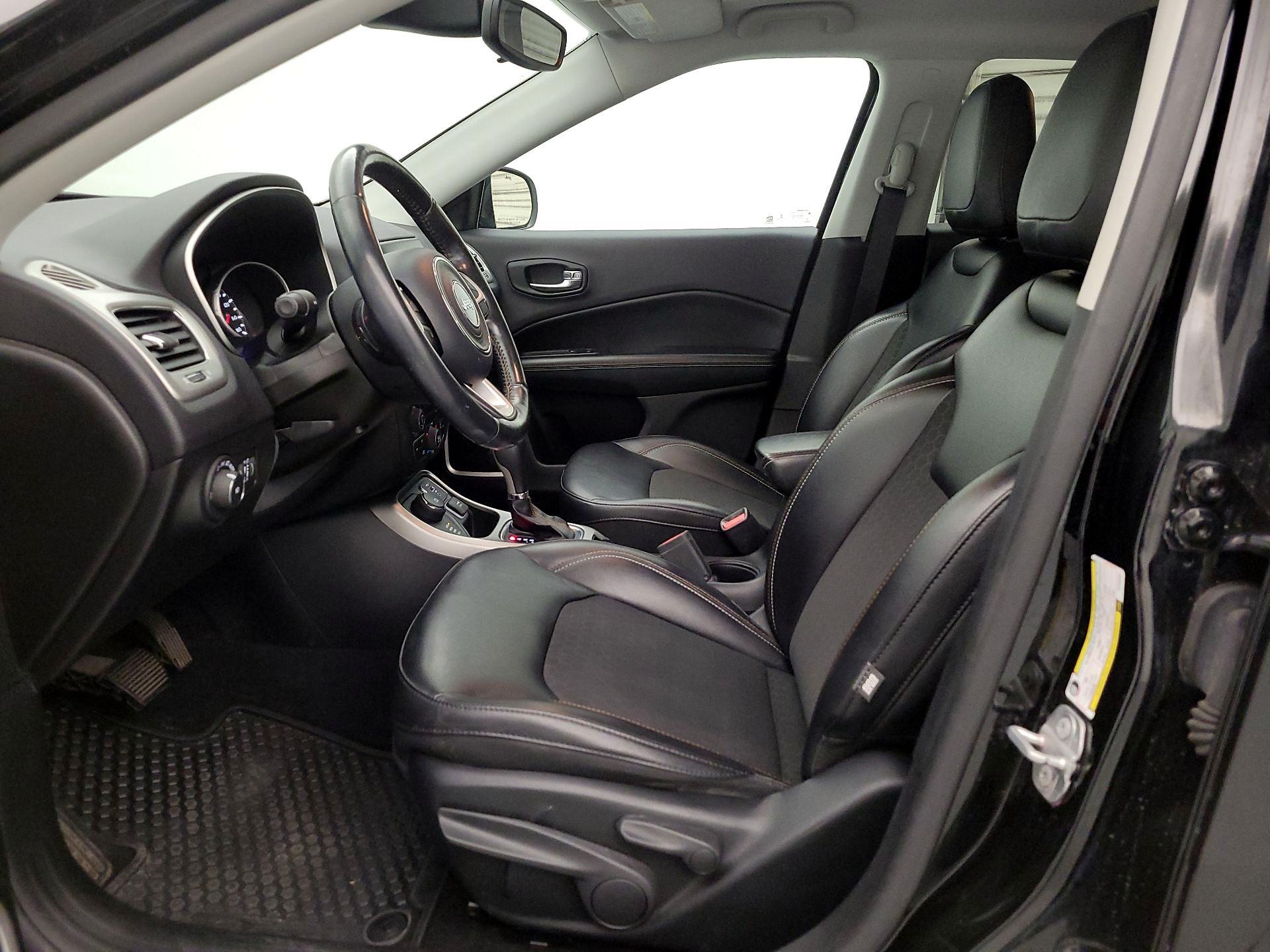 Thumbnail: 2019 Jeep Compass - 11