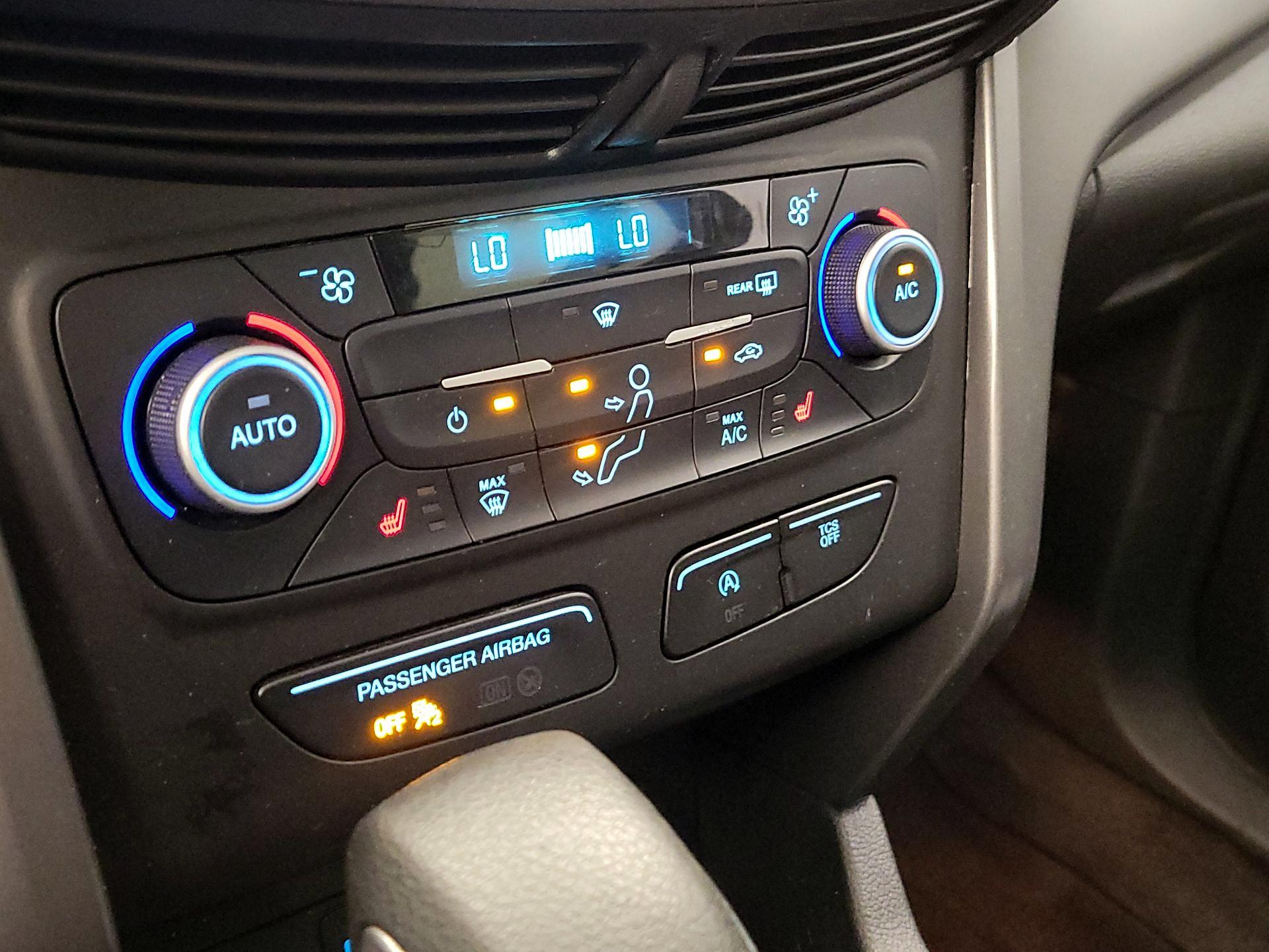 Thumbnail: 2019 Ford Escape - 16