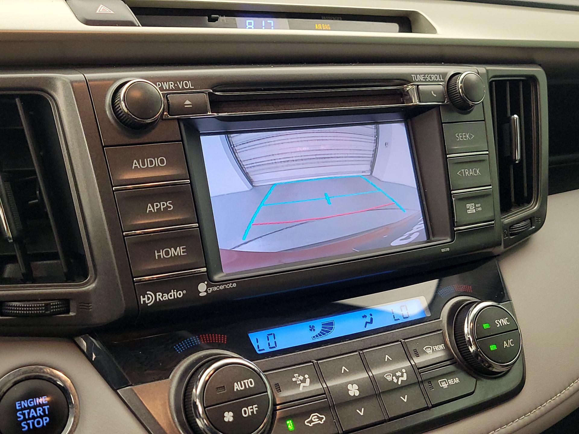 Thumbnail: 2015 Toyota RAV4 - 15