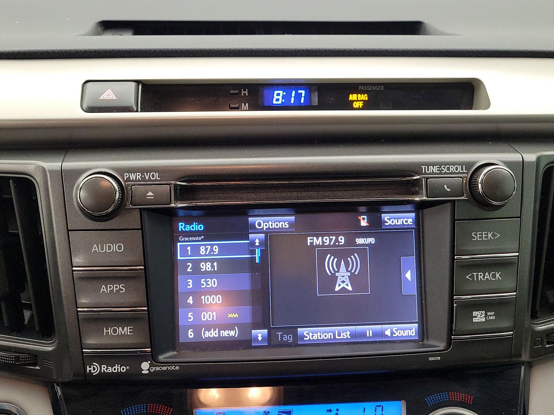 Thumbnail: 2015 Toyota RAV4 - 16