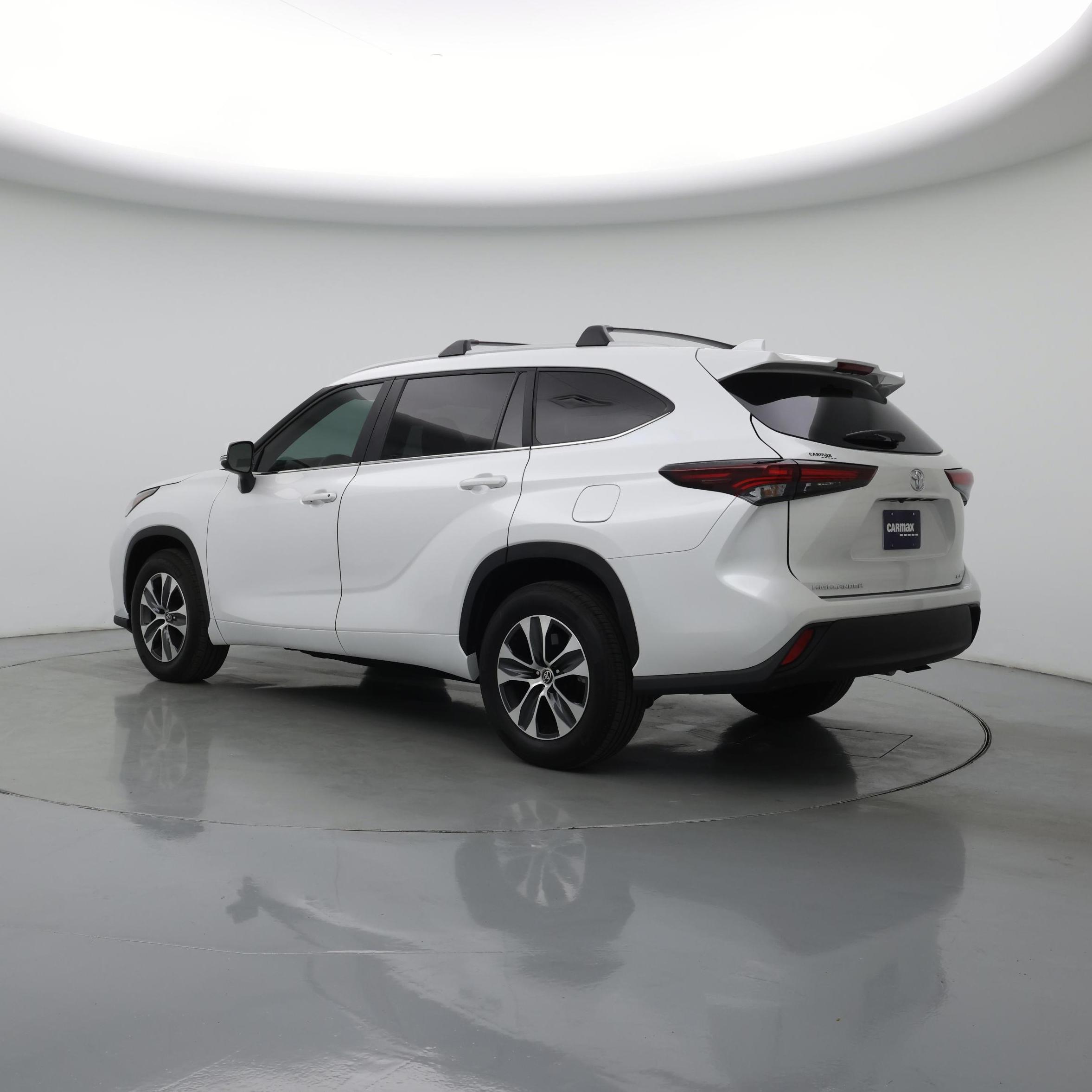 Thumbnail: 2025 Toyota Highlander - 2