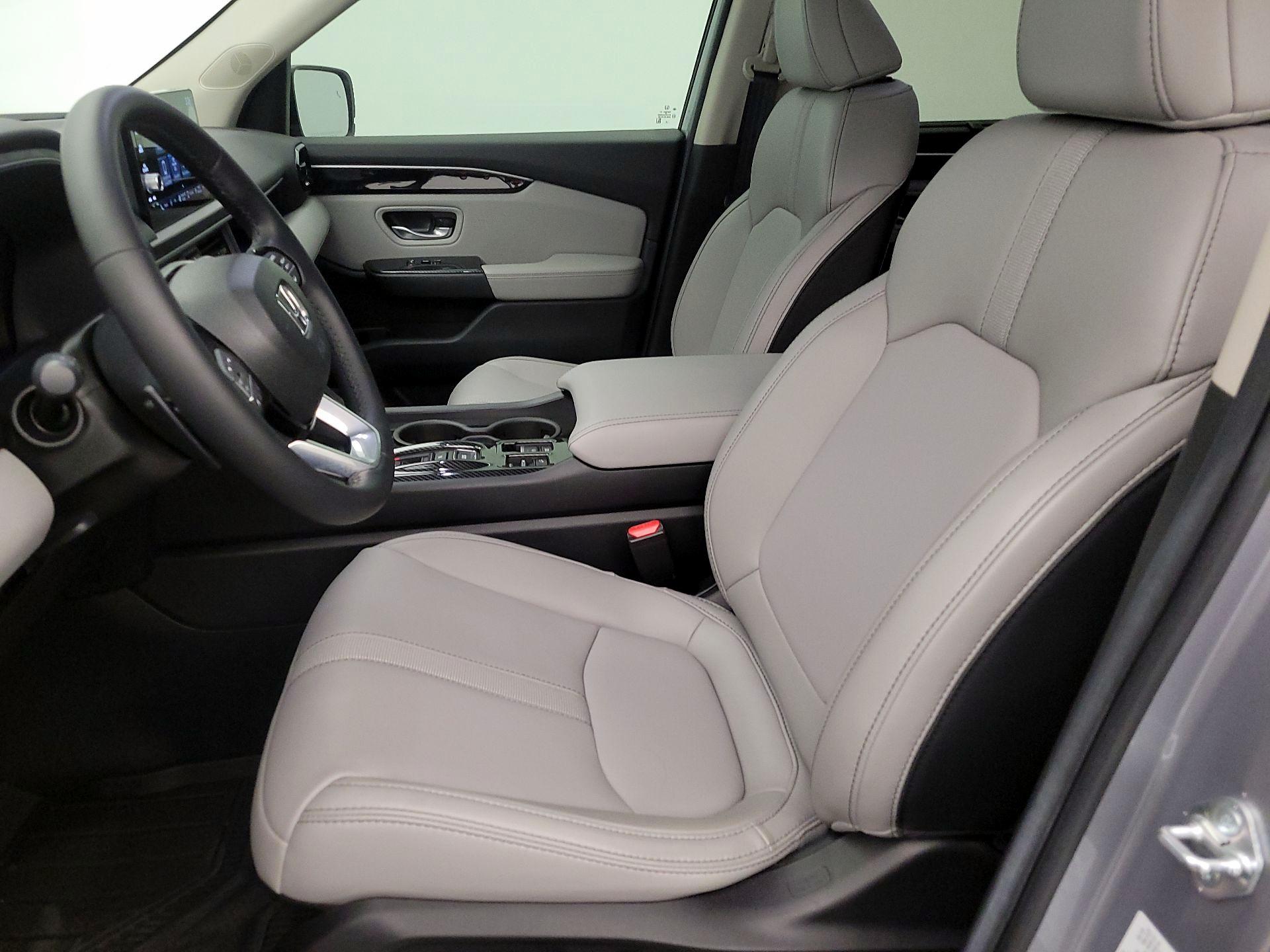 Thumbnail: 2025 Honda Pilot - 11