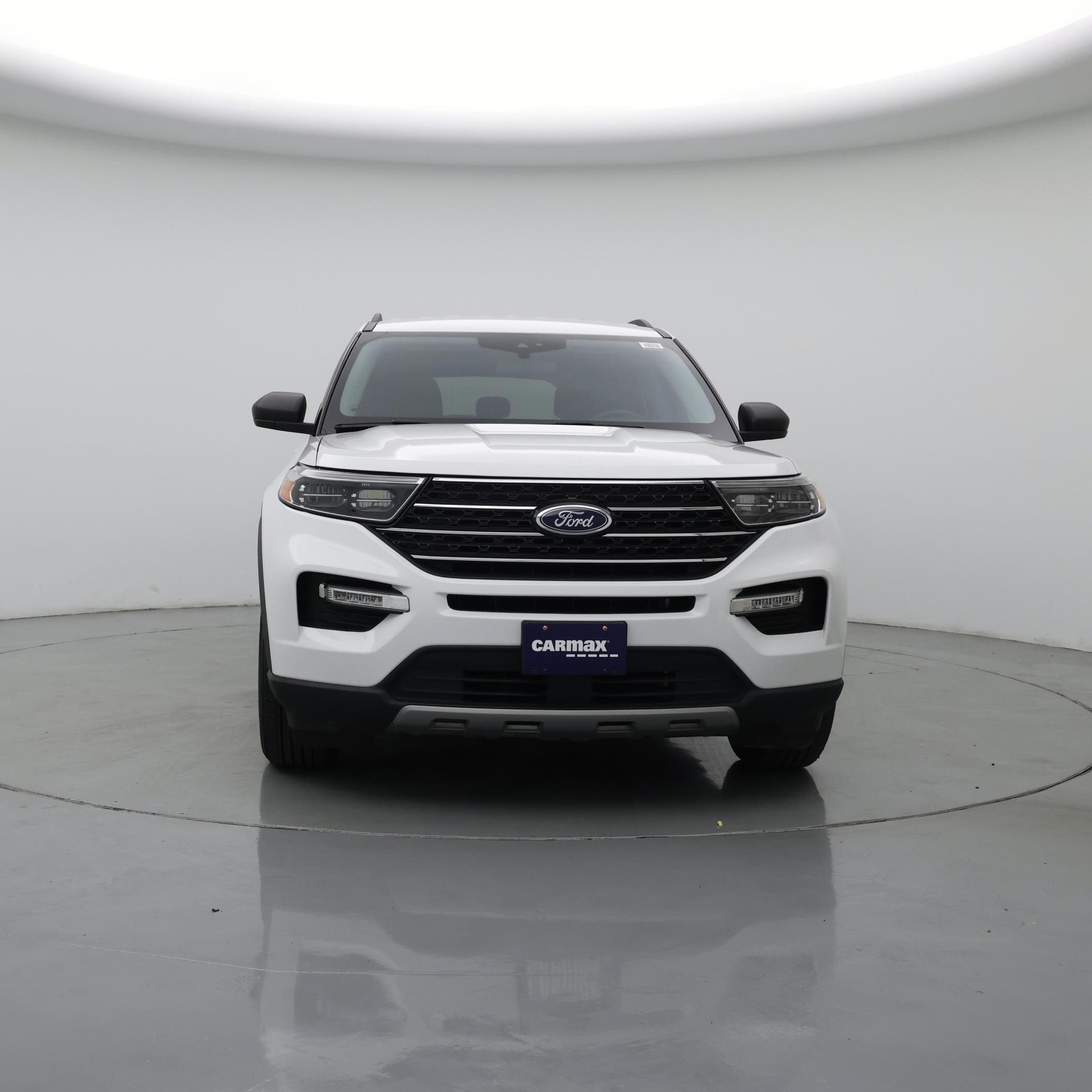 Thumbnail: 2023 Ford Explorer - 5