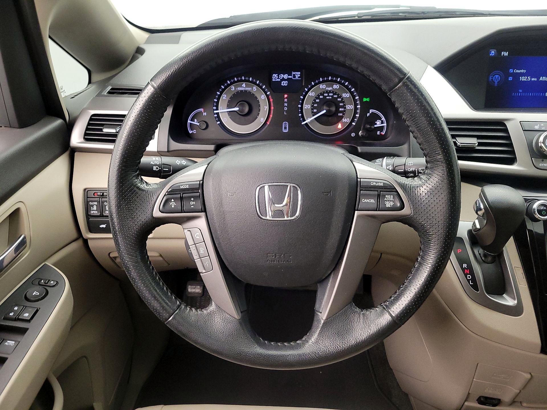 Thumbnail: 2016 Honda Odyssey - 10
