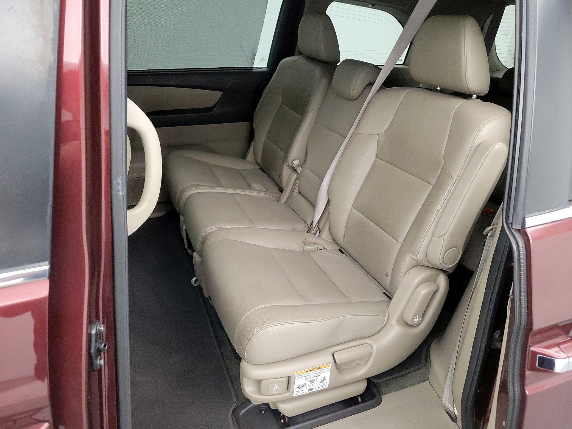 Thumbnail: 2016 Honda Odyssey - 20