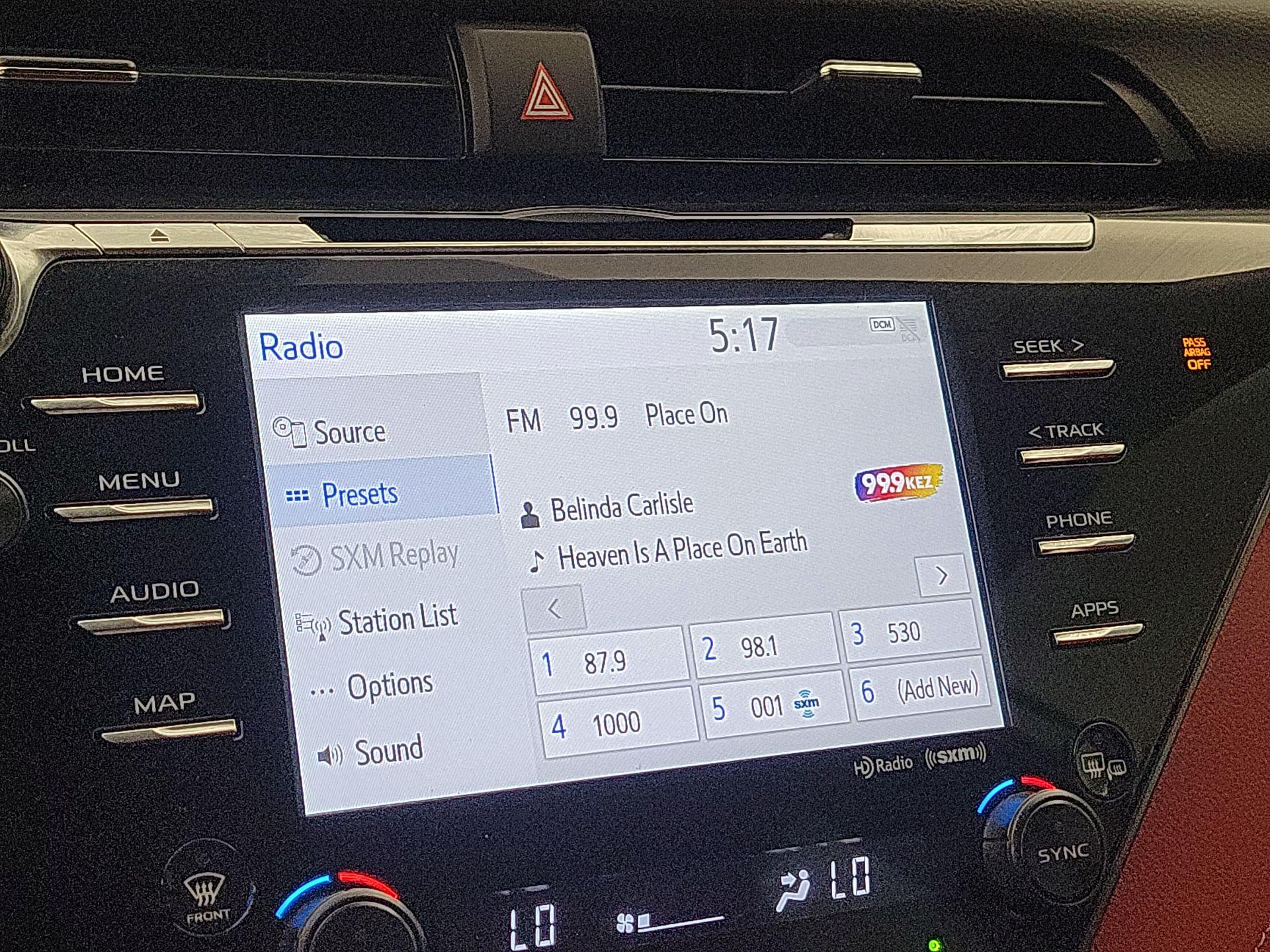 Thumbnail: 2019 Toyota Camry - 15