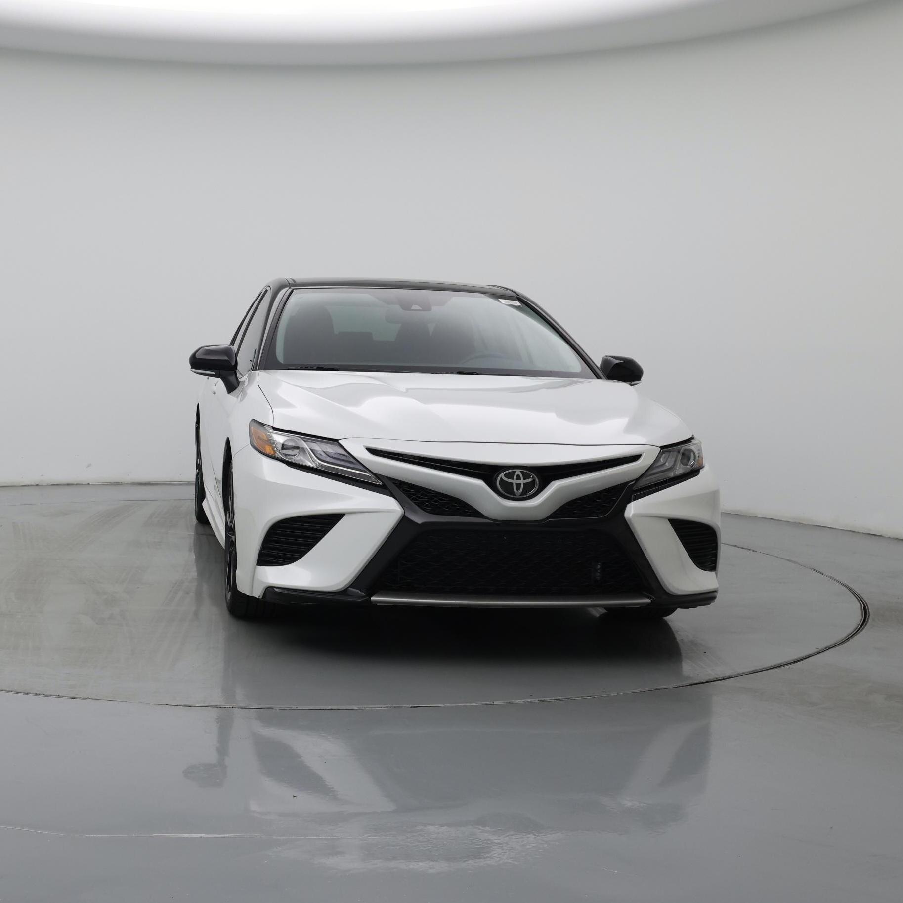 Thumbnail: 2019 Toyota Camry - 5
