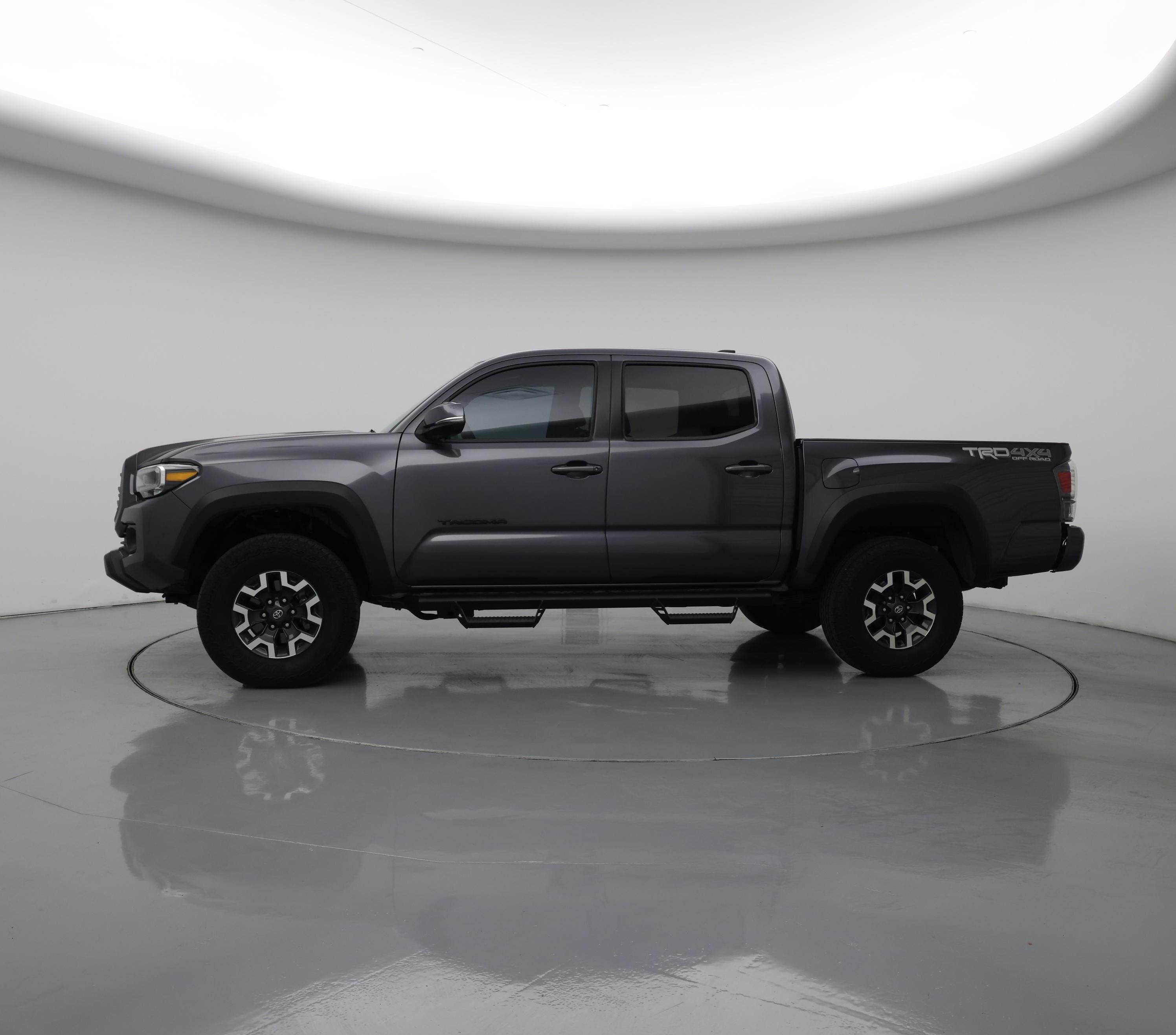 Thumbnail: 2023 Toyota Tacoma - 3