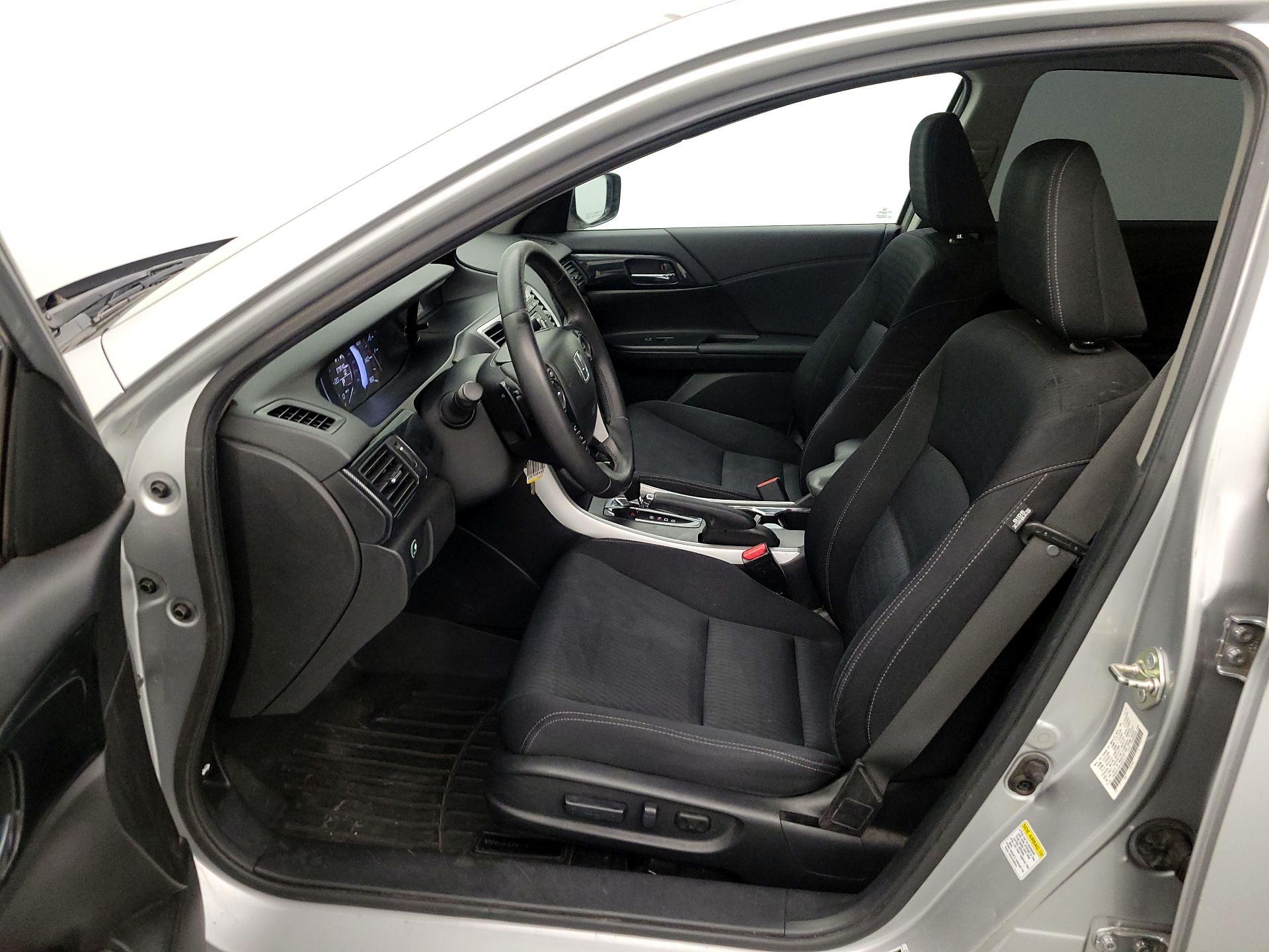 Thumbnail: 2015 Honda Accord - 11