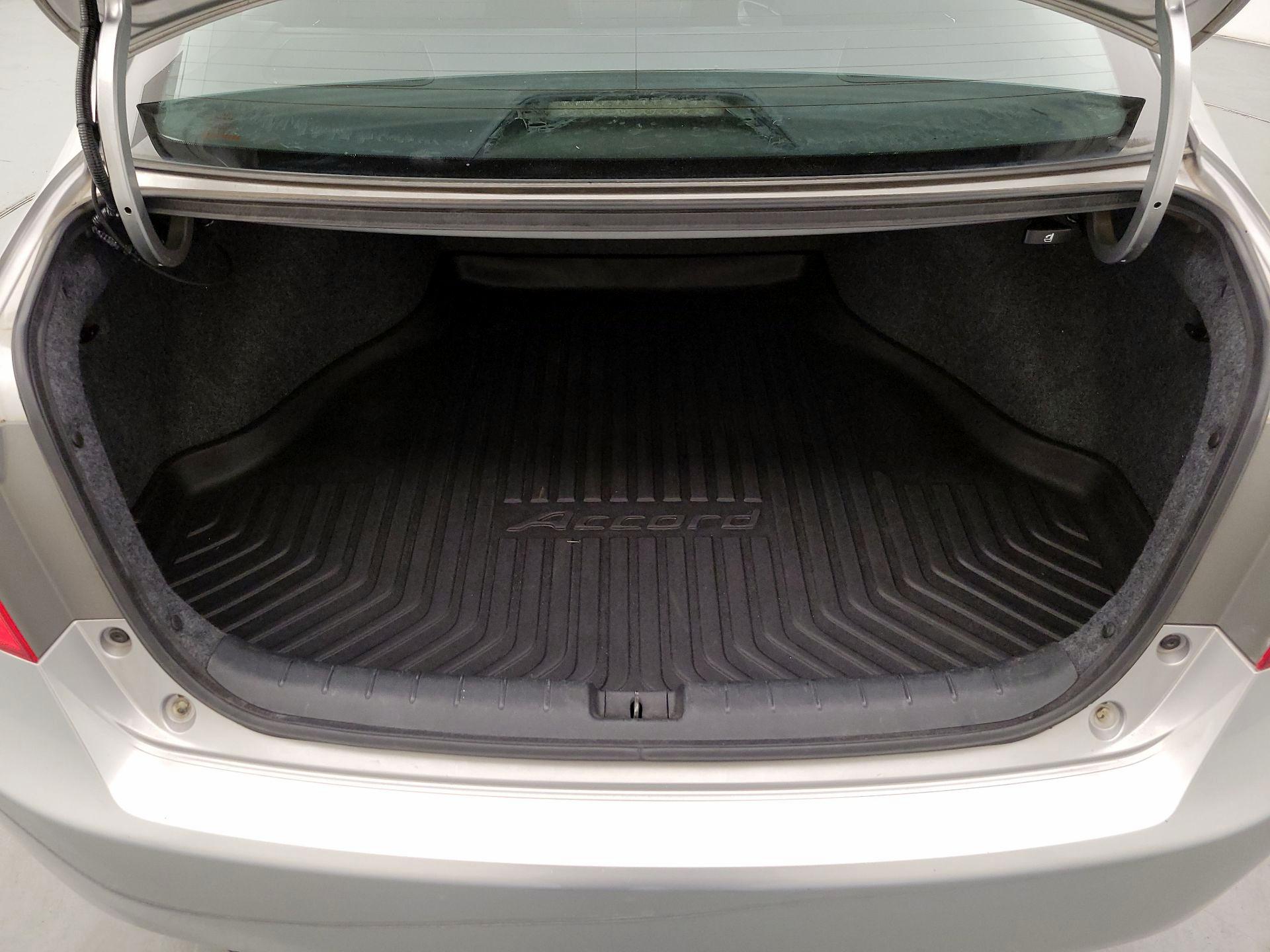 Thumbnail: 2015 Honda Accord - 20