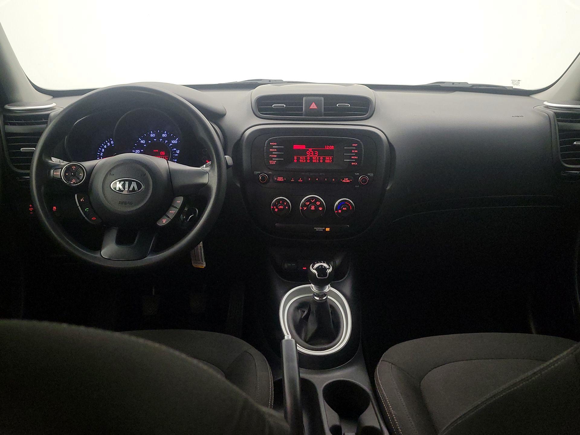Thumbnail: 2015 Kia Soul - 9
