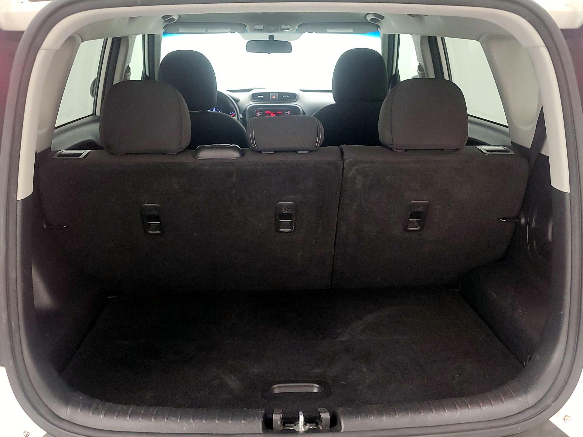 Thumbnail: 2015 Kia Soul - 19