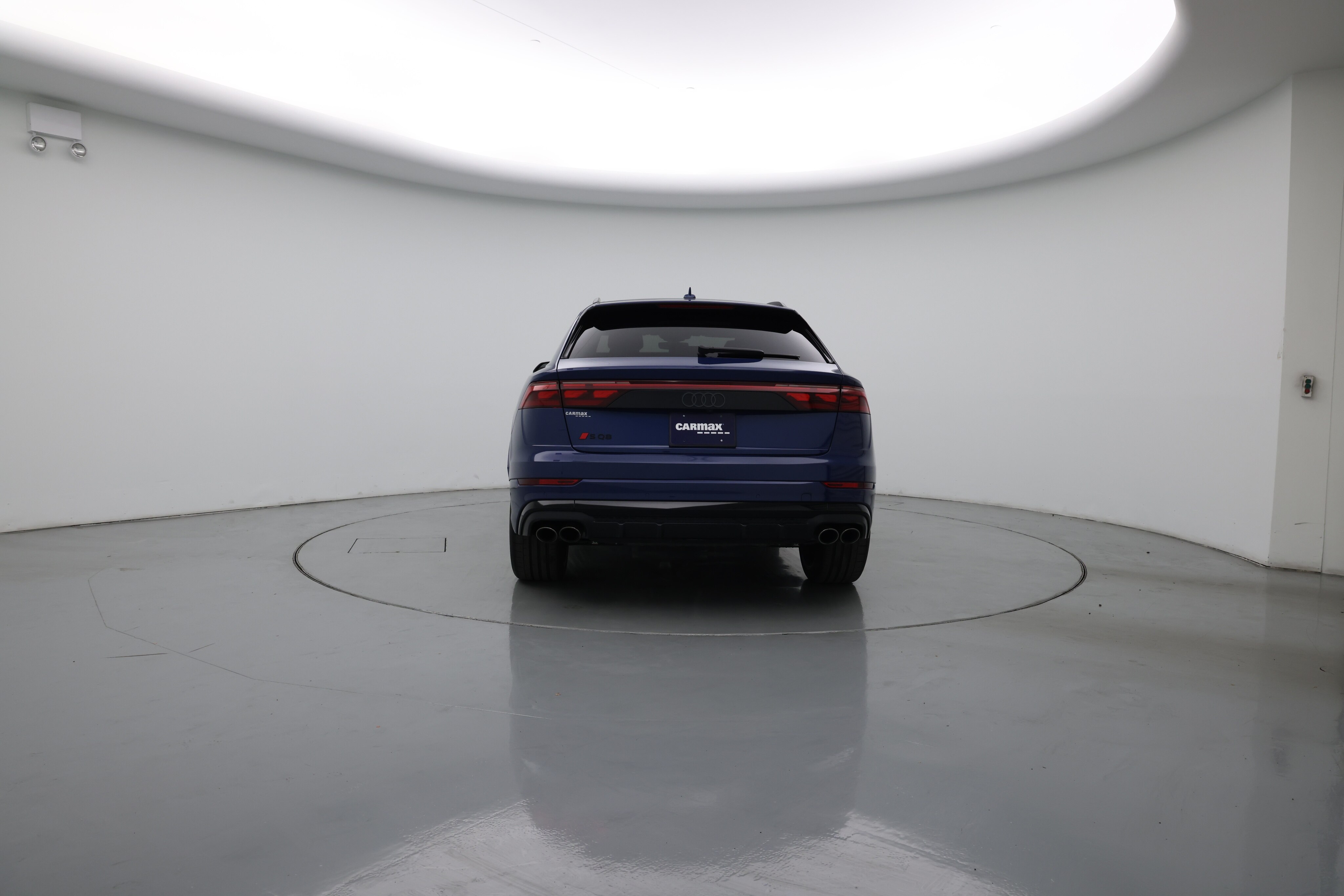 Thumbnail: 2024 Audi SQ8 - 9