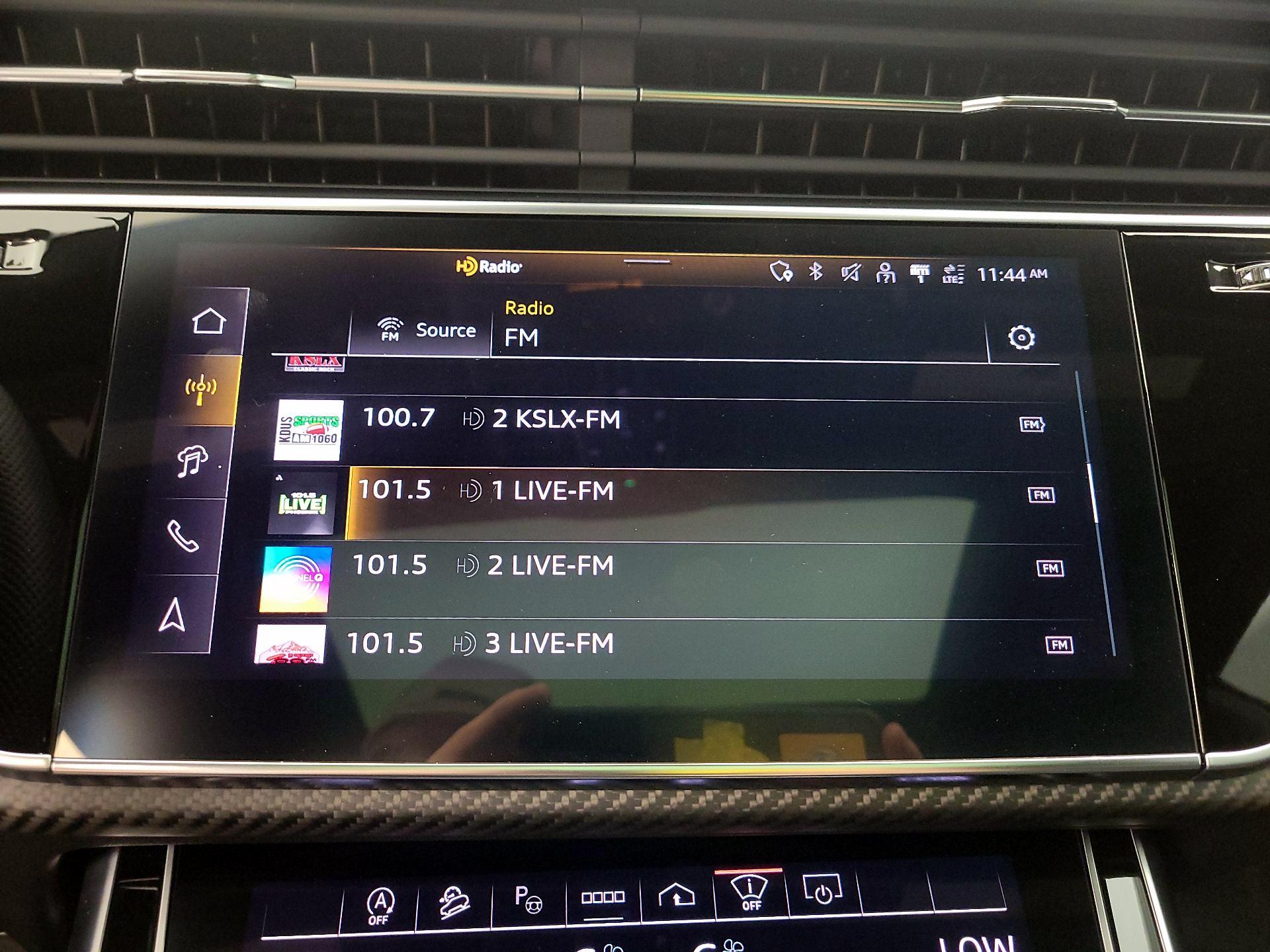 Thumbnail: 2024 Audi SQ8 - 16