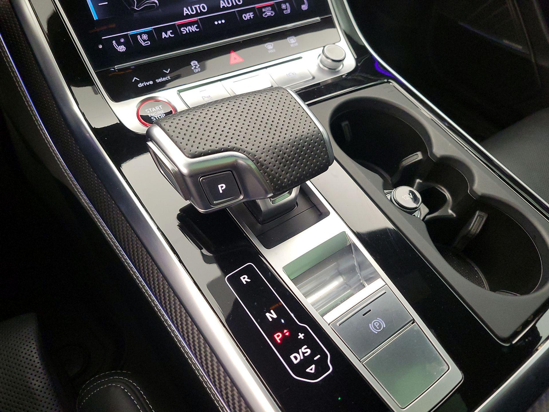 Thumbnail: 2024 Audi SQ8 - 18