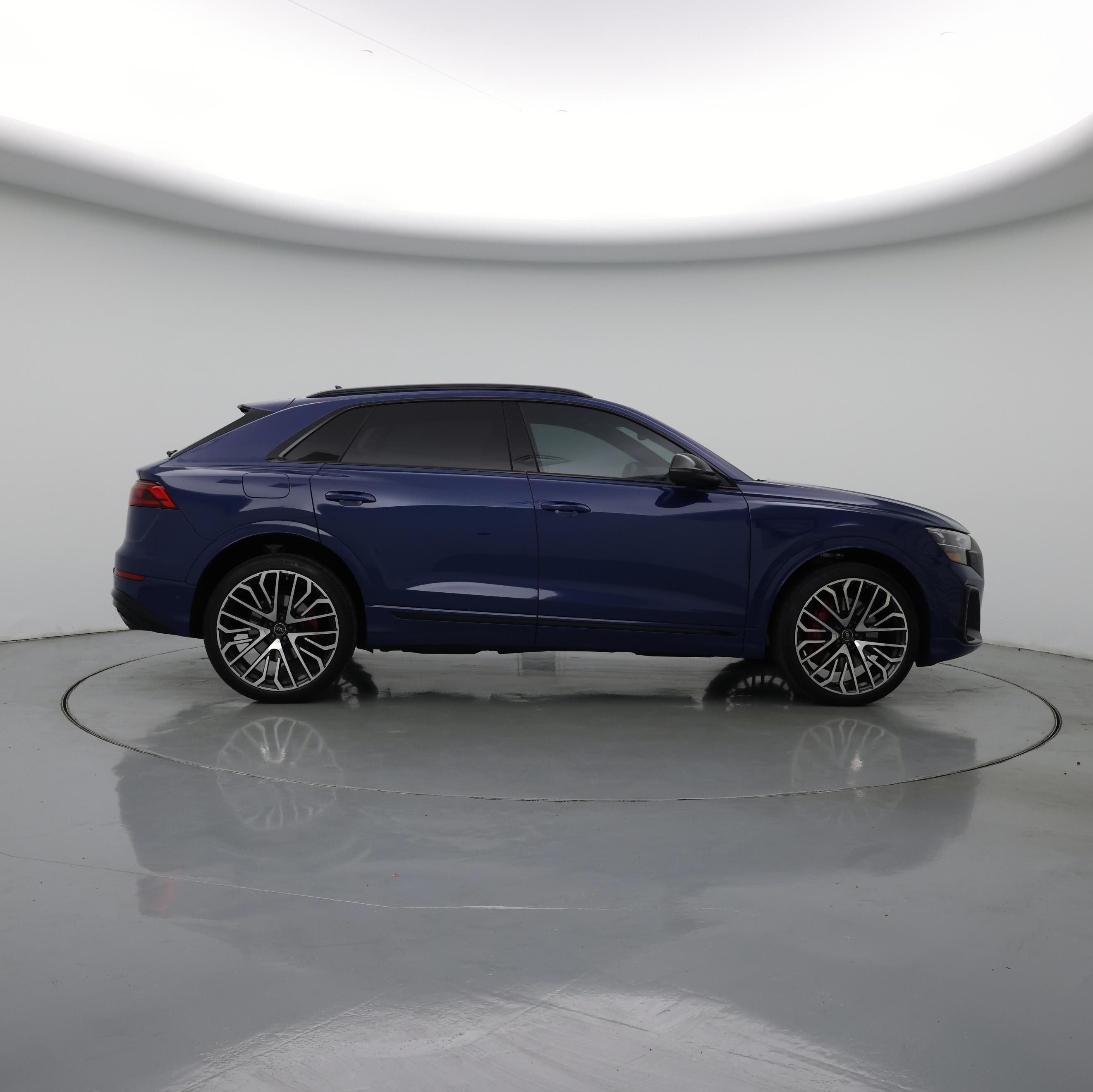 Thumbnail: 2024 Audi SQ8 - 7