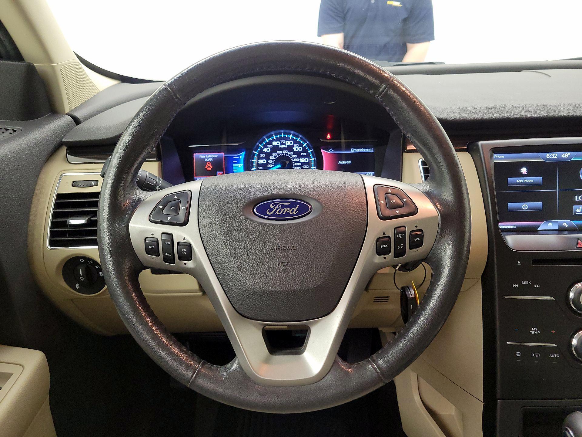 Thumbnail: 2014 Ford Flex - 10