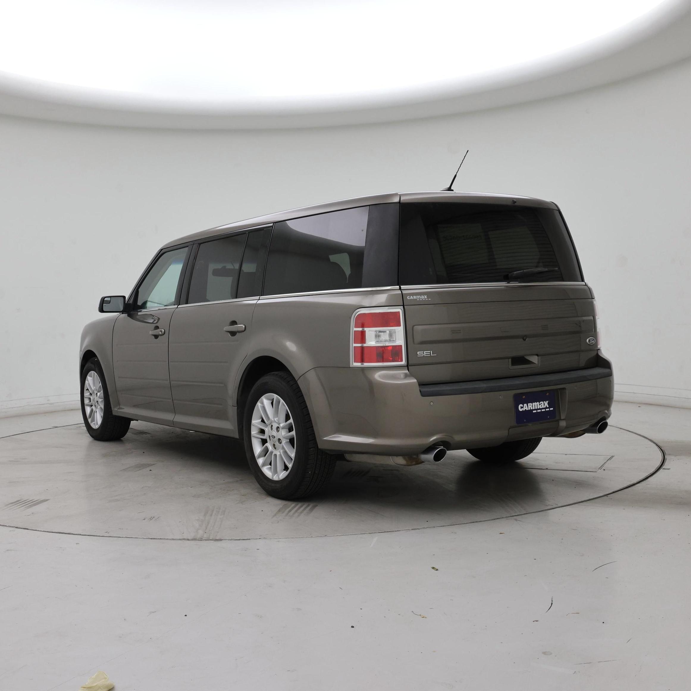 Thumbnail: 2014 Ford Flex - 2