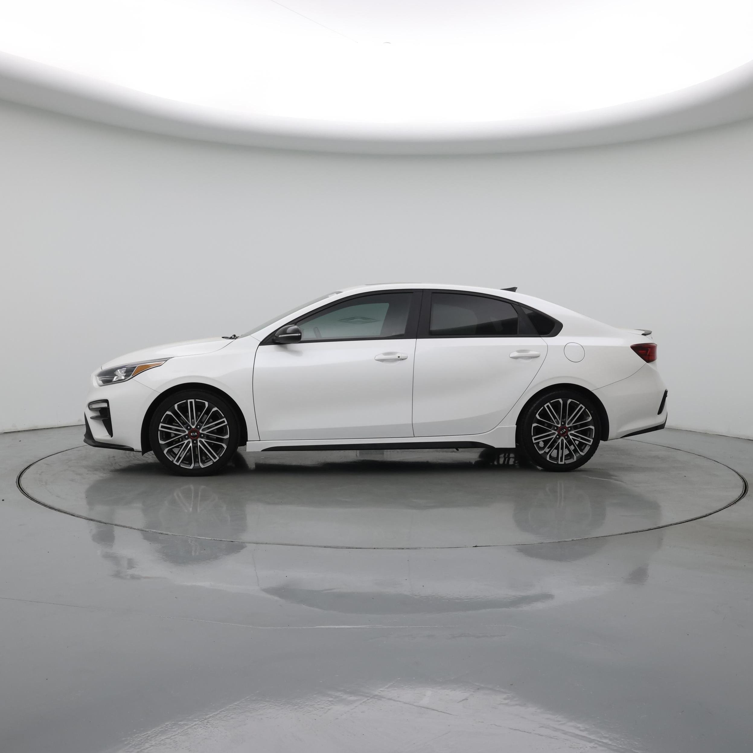 Thumbnail: 2020 Kia Forte - 3
