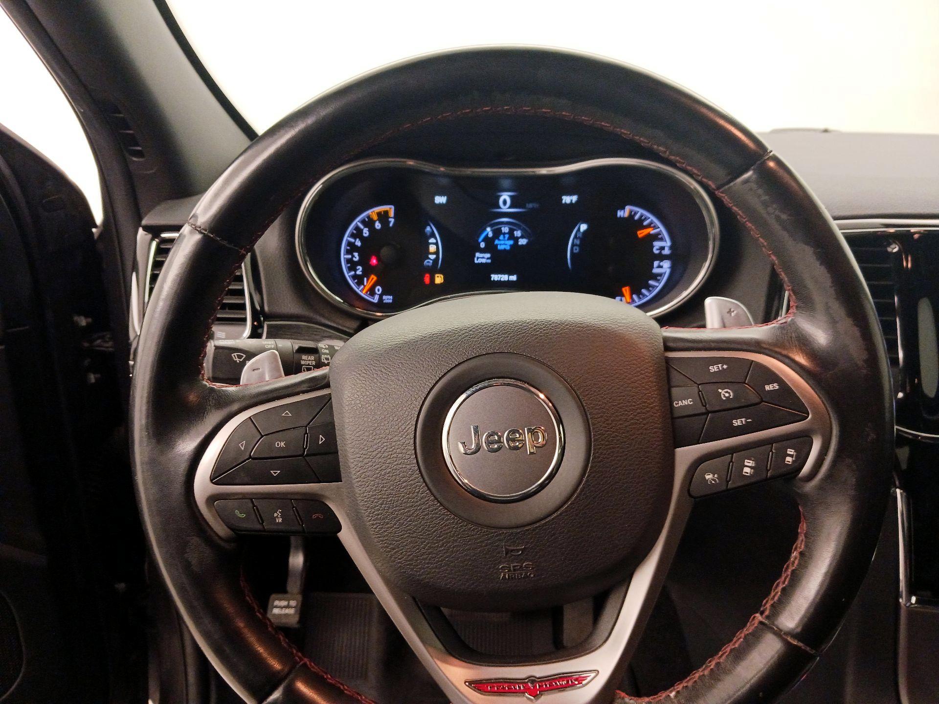 Thumbnail: 2020 Jeep Grand Cherokee - 10