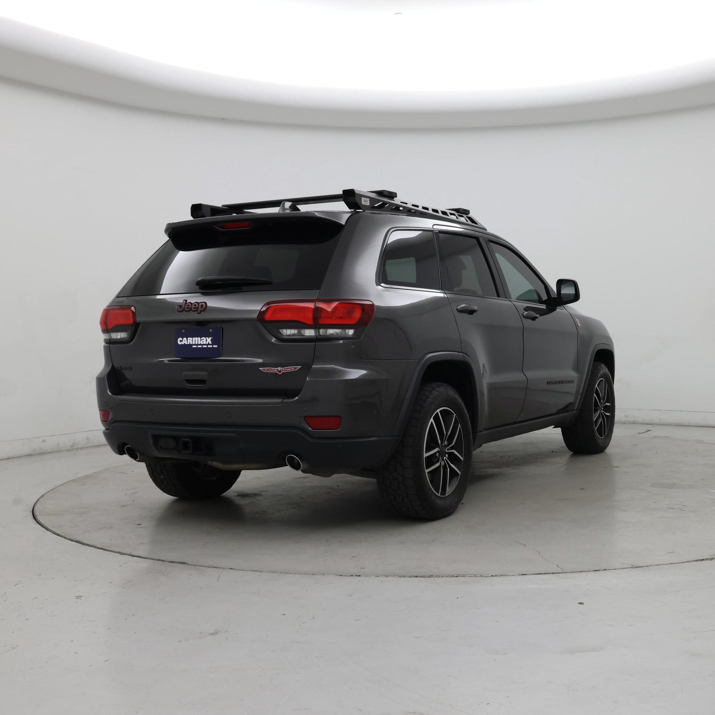 Thumbnail: 2020 Jeep Grand Cherokee - 8