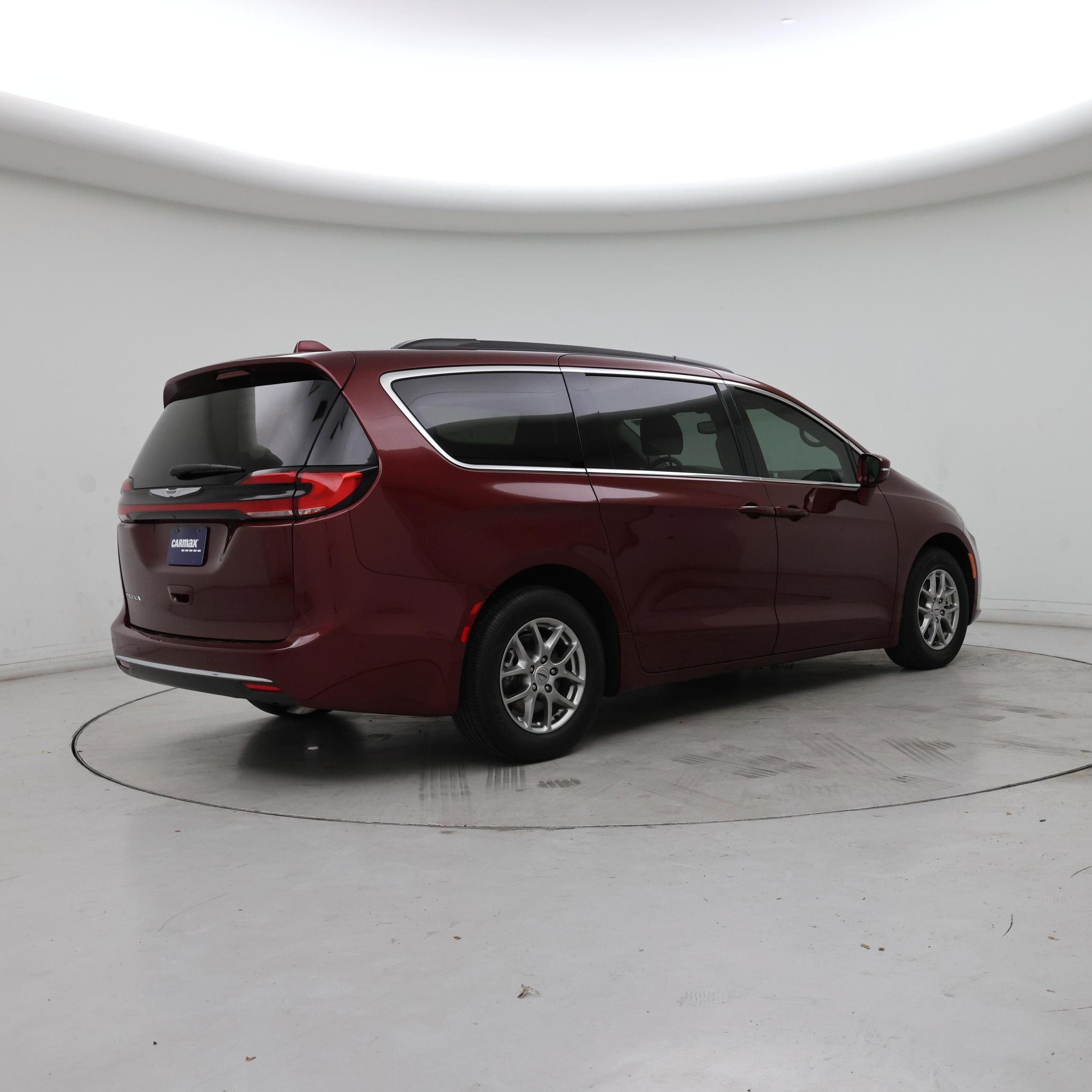 Thumbnail: 2021 Chrysler Pacifica - 8