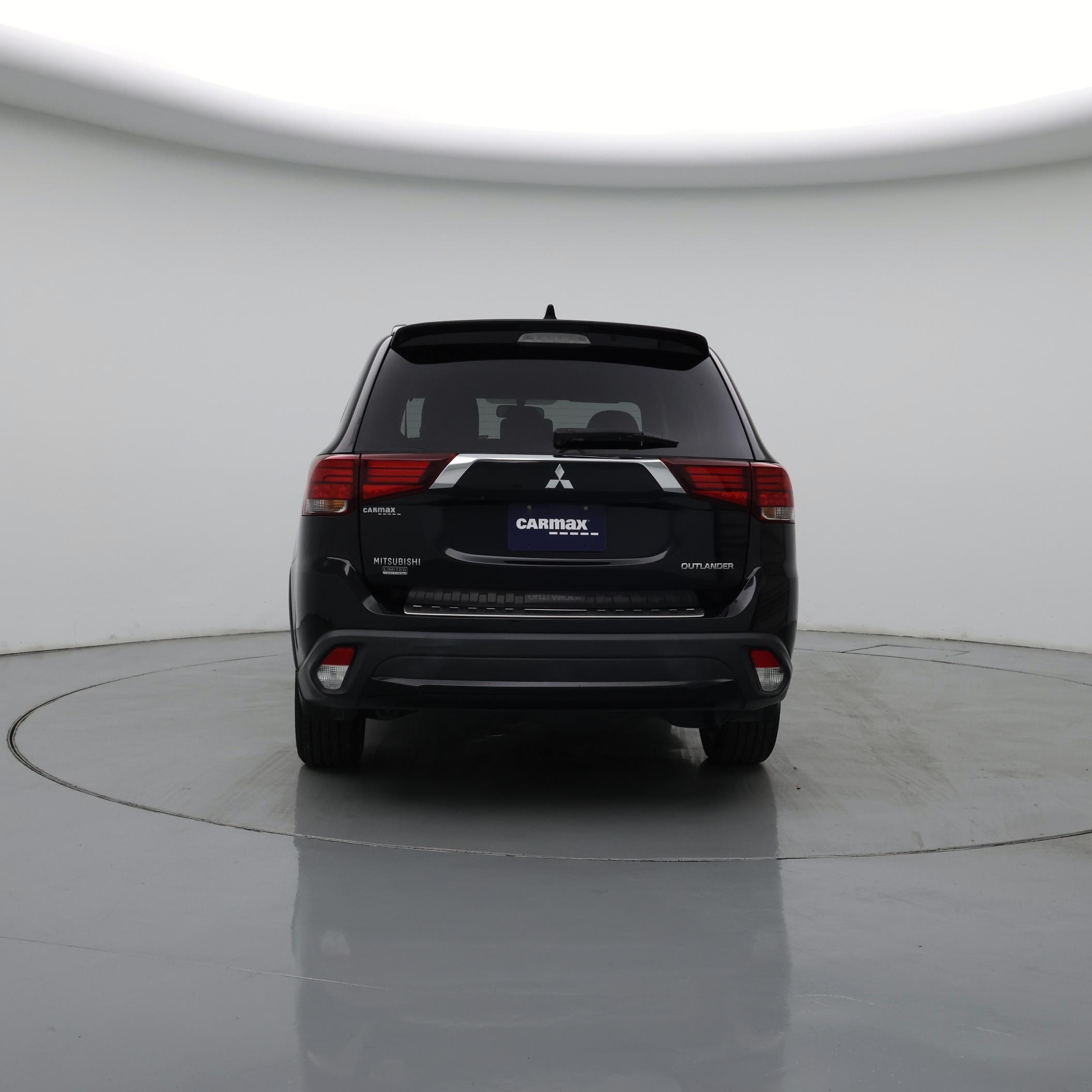 Thumbnail: 2018 Mitsubishi Outlander - 6