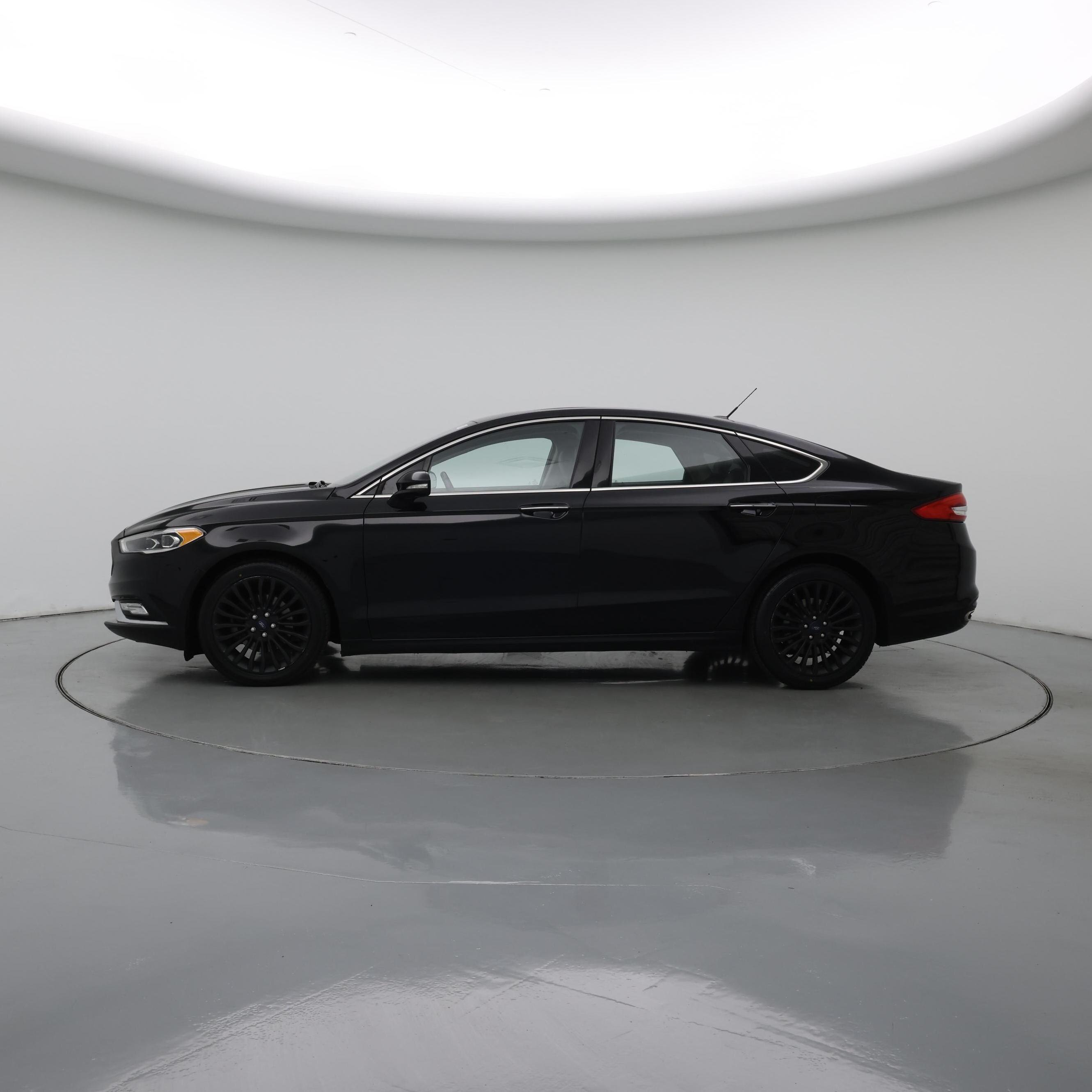 Thumbnail: 2017 Ford Fusion - 3