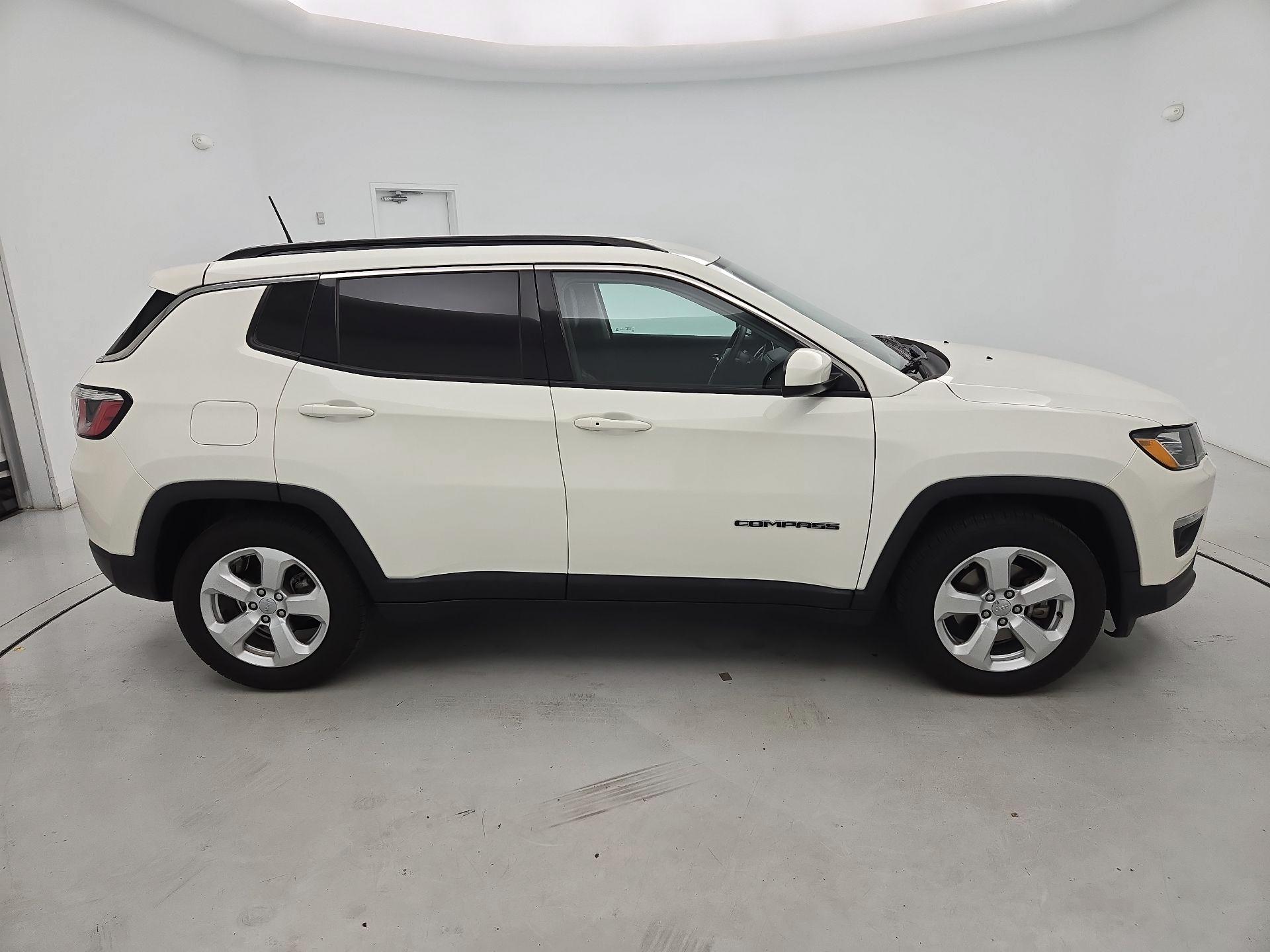Thumbnail: 2020 Jeep Compass - 4
