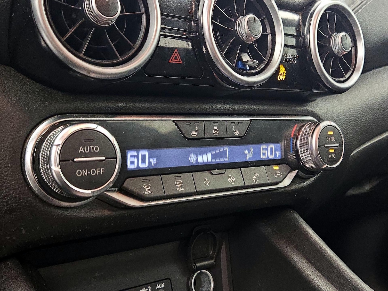 2024 Nissan Sentra SV - Photo 15