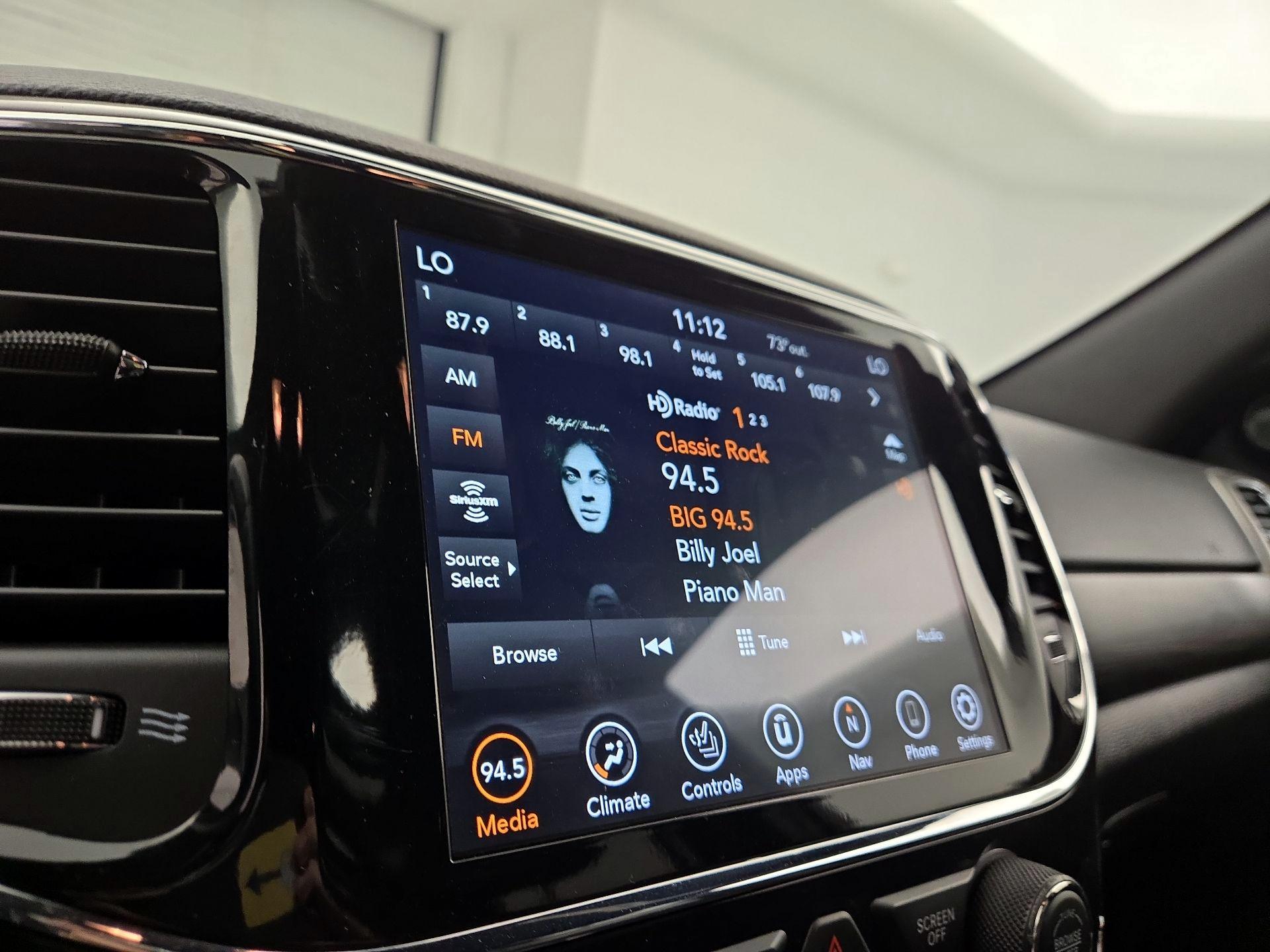 Thumbnail: 2021 Jeep Grand Cherokee - 14