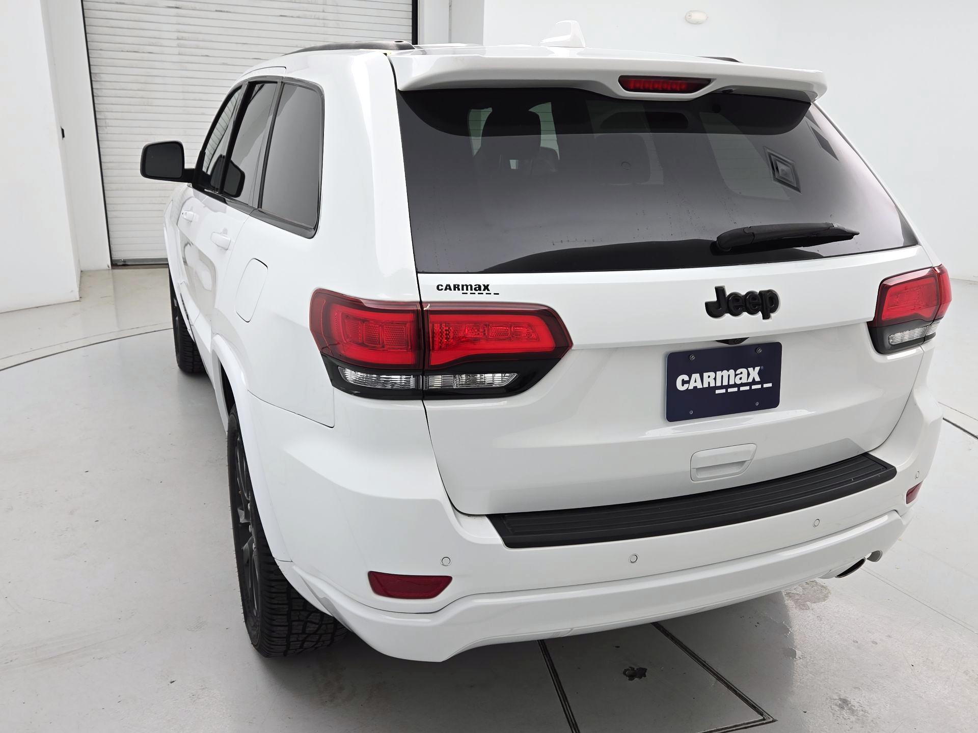 Thumbnail: 2021 Jeep Grand Cherokee - 7