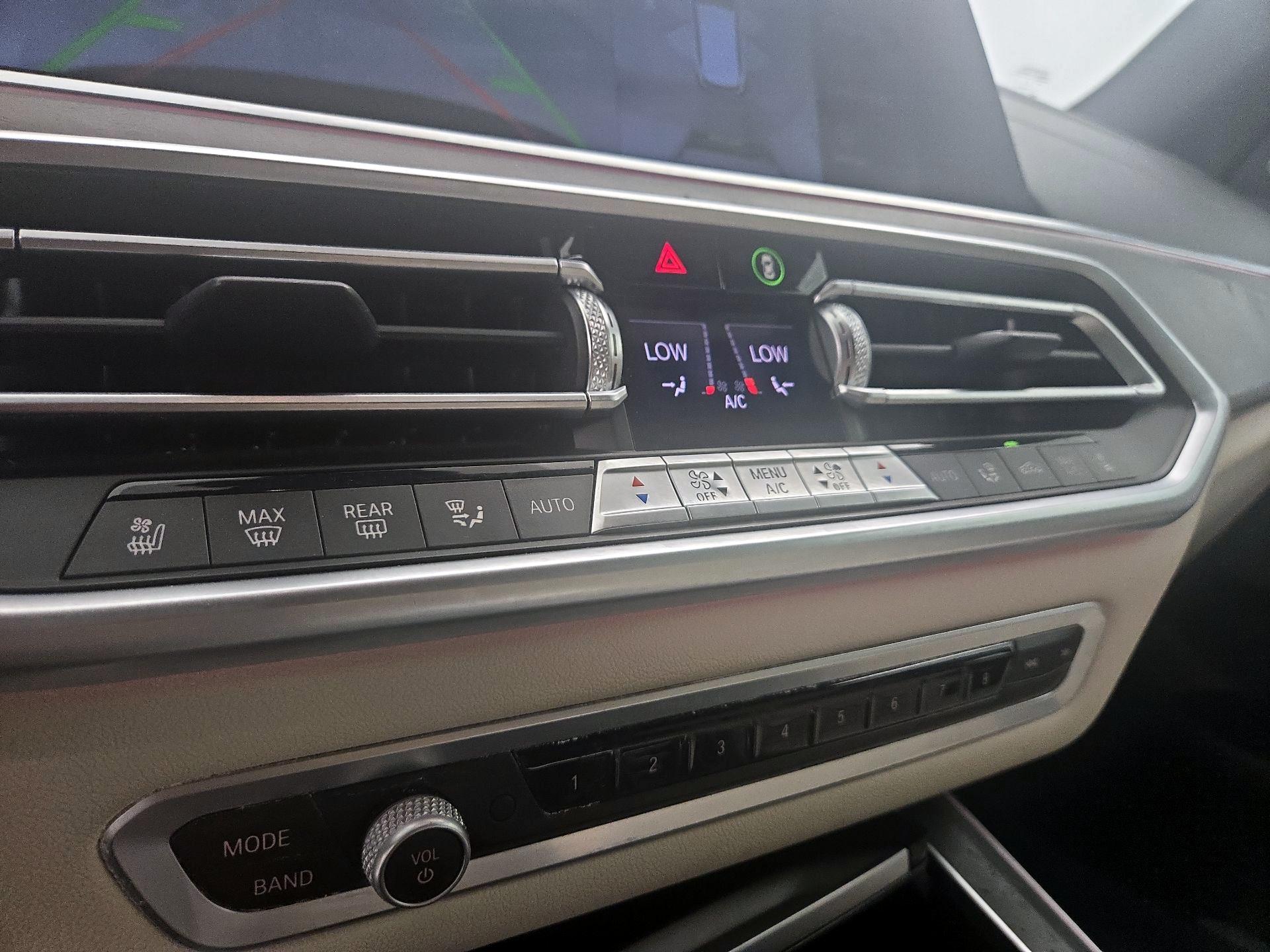 Thumbnail: 2021 BMW X5 - 17