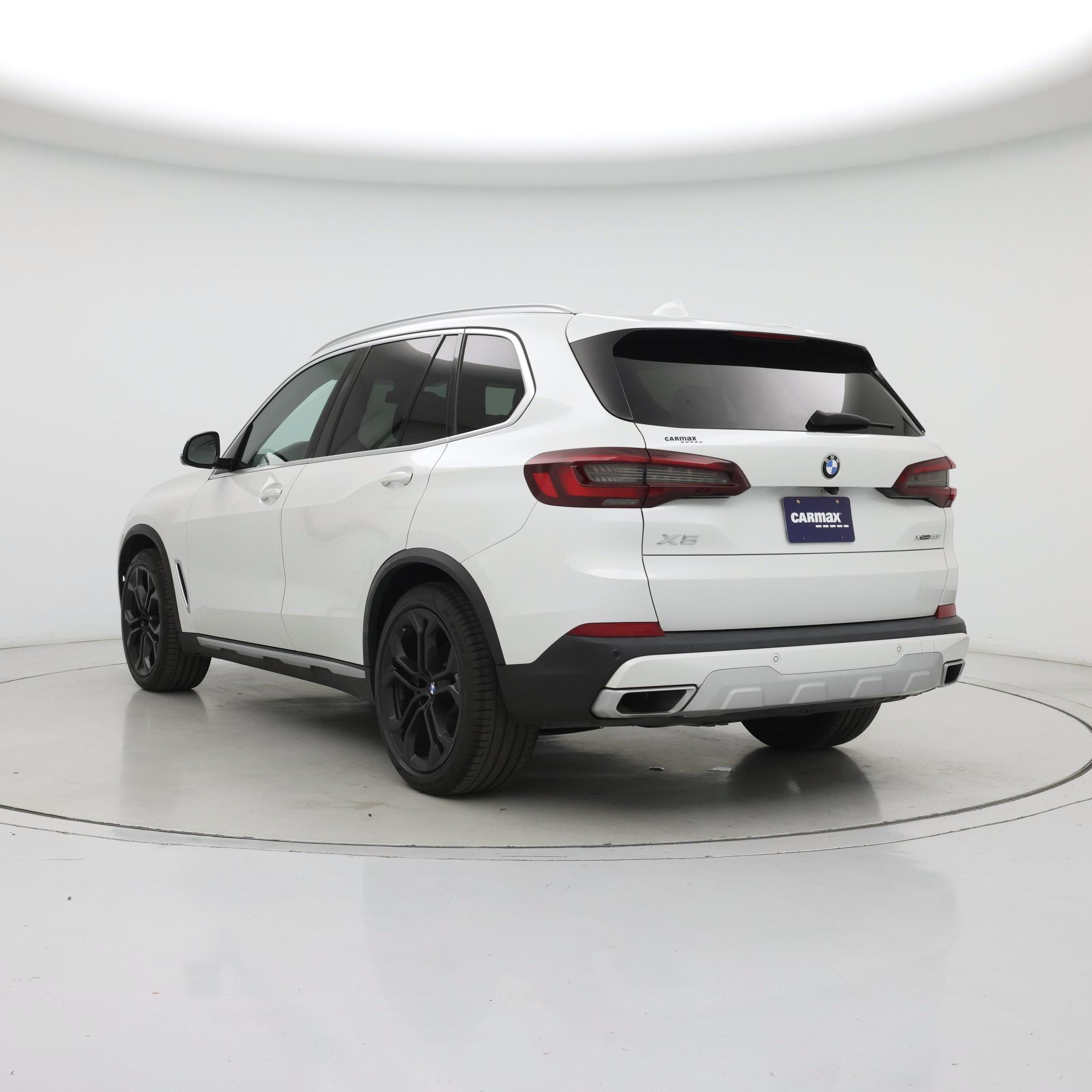 Thumbnail: 2021 BMW X5 - 2